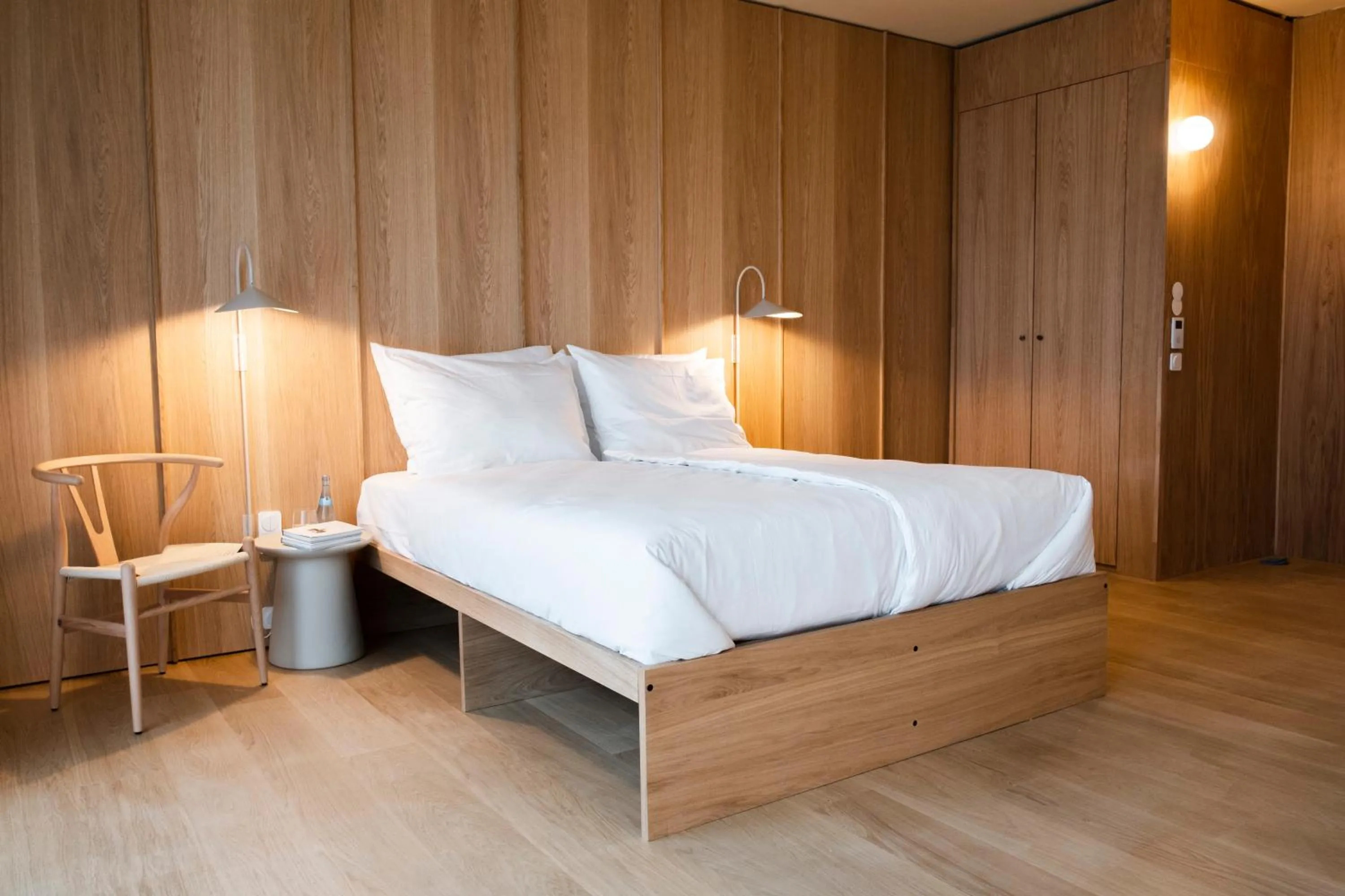 Bed in Das Kaya Hotel Stuttgart Airport Messe