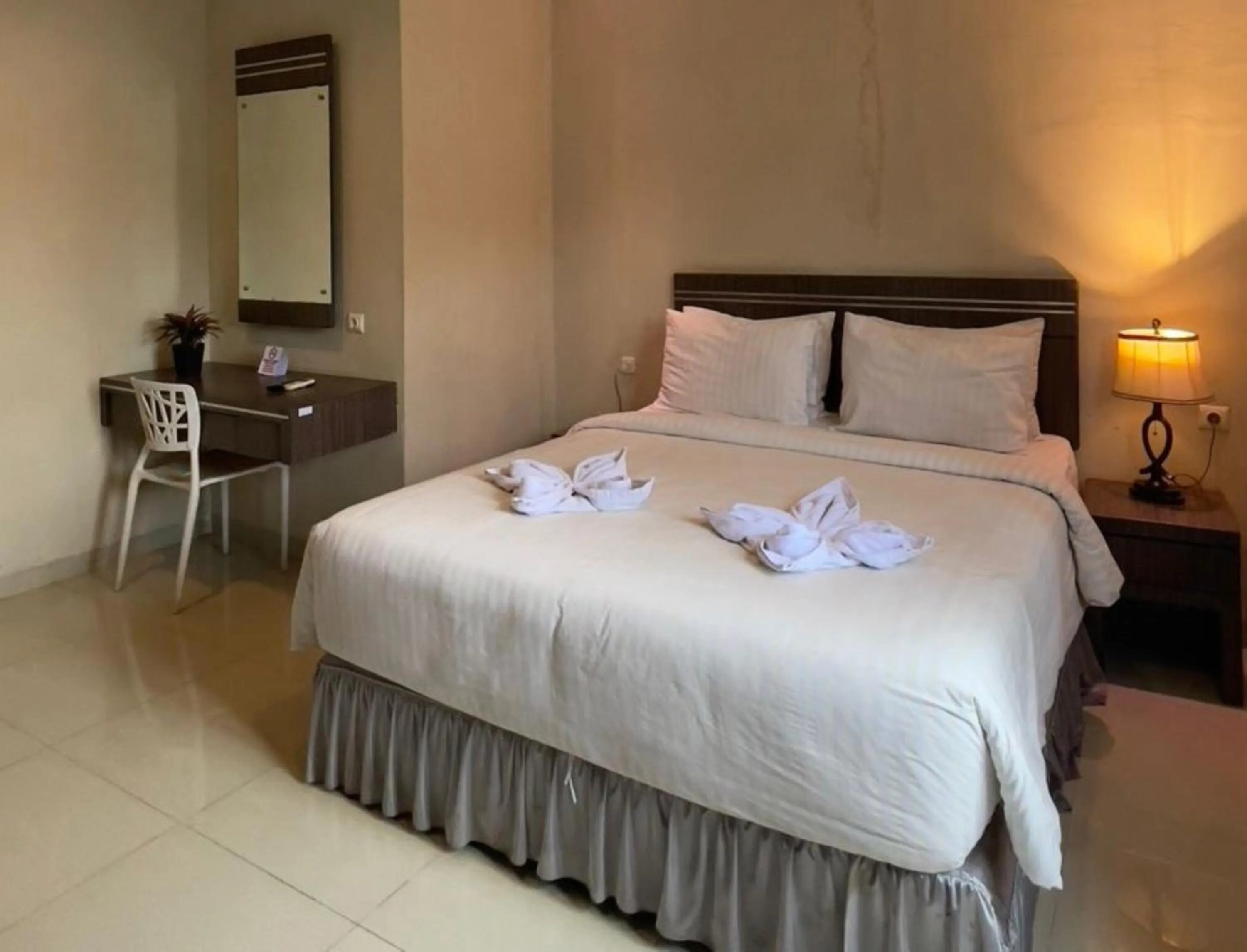 Bed in A'rabia Style Hotel Sriwijaya