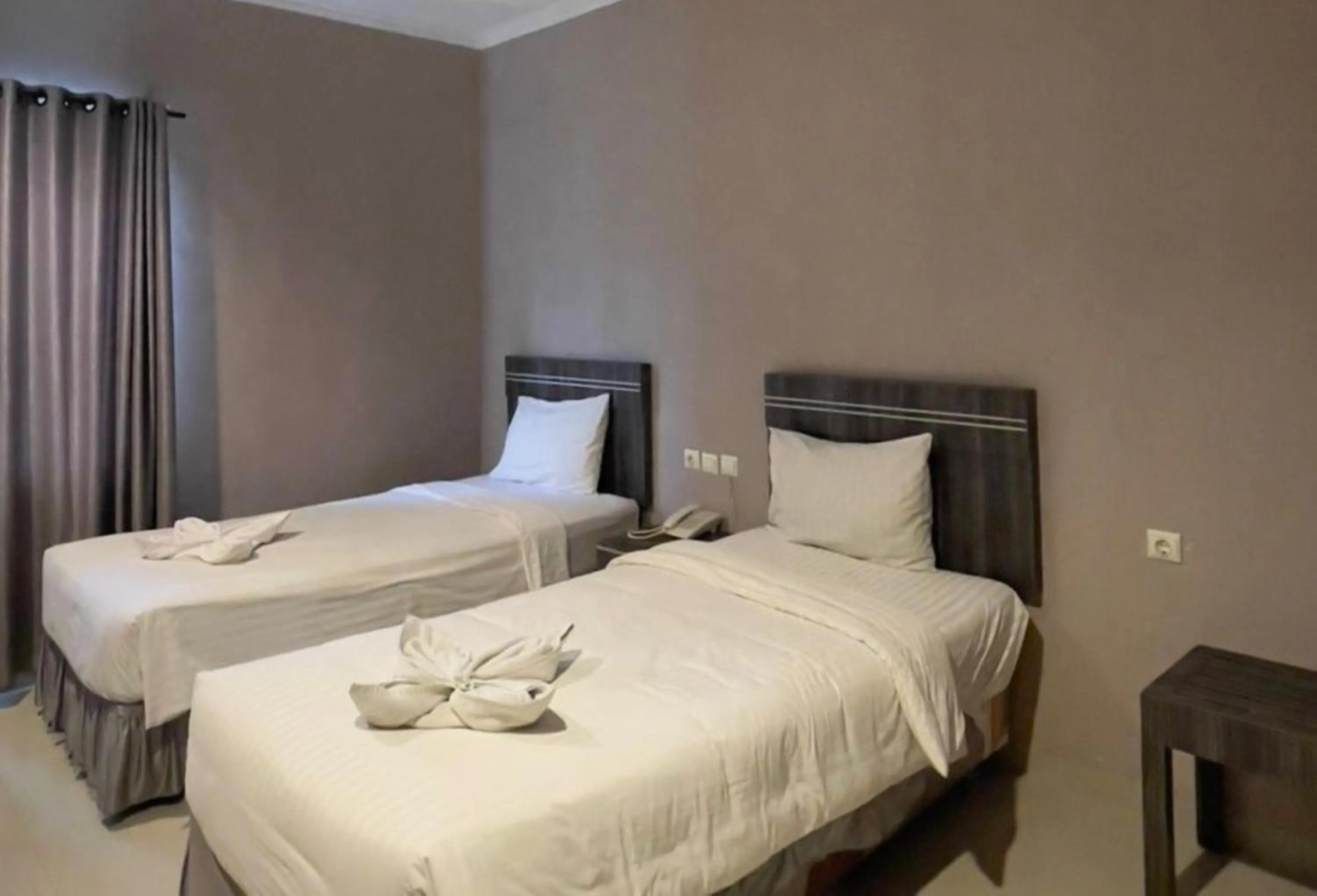 Bed in A'rabia Style Hotel Sriwijaya