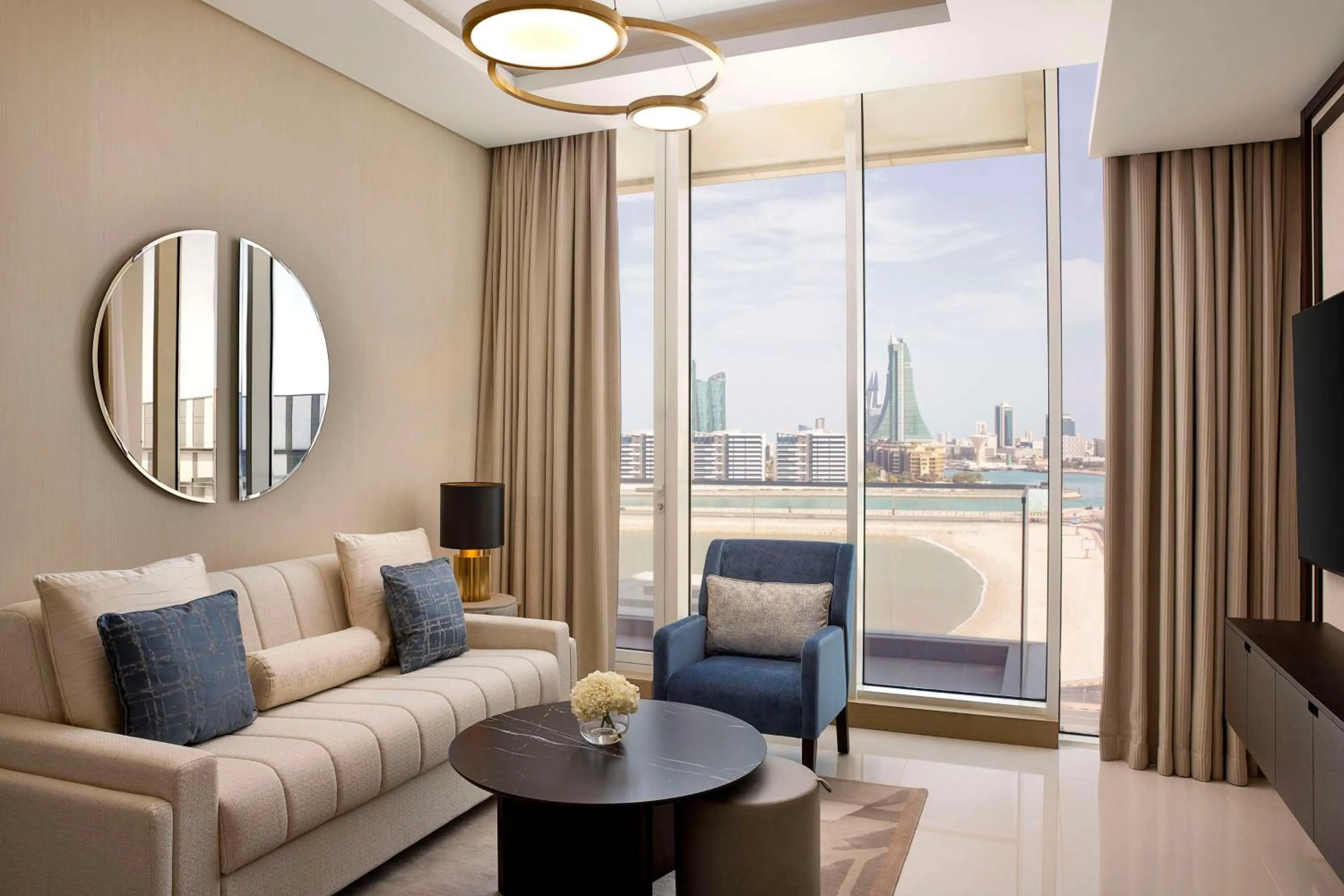 Living room in Hilton Bahrain City Centre Hotel & Residences