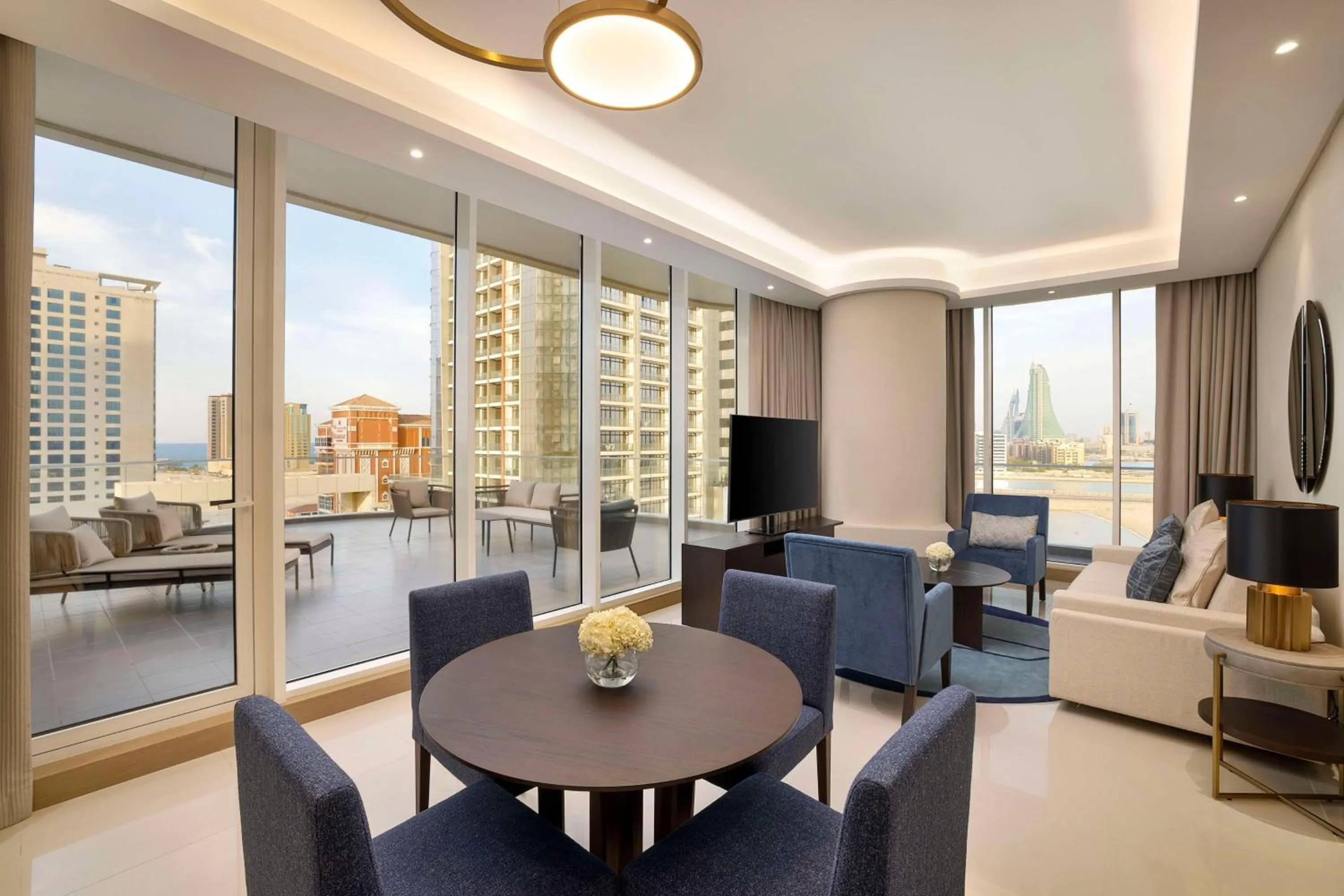 Living room in Hilton Bahrain City Centre Hotel & Residences