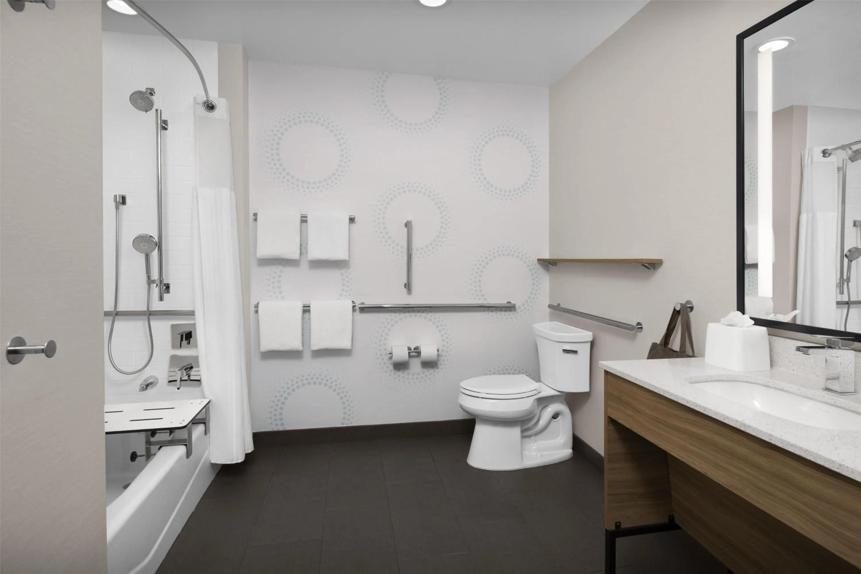 Bathroom in Tru By Hilton Columbia Downtown