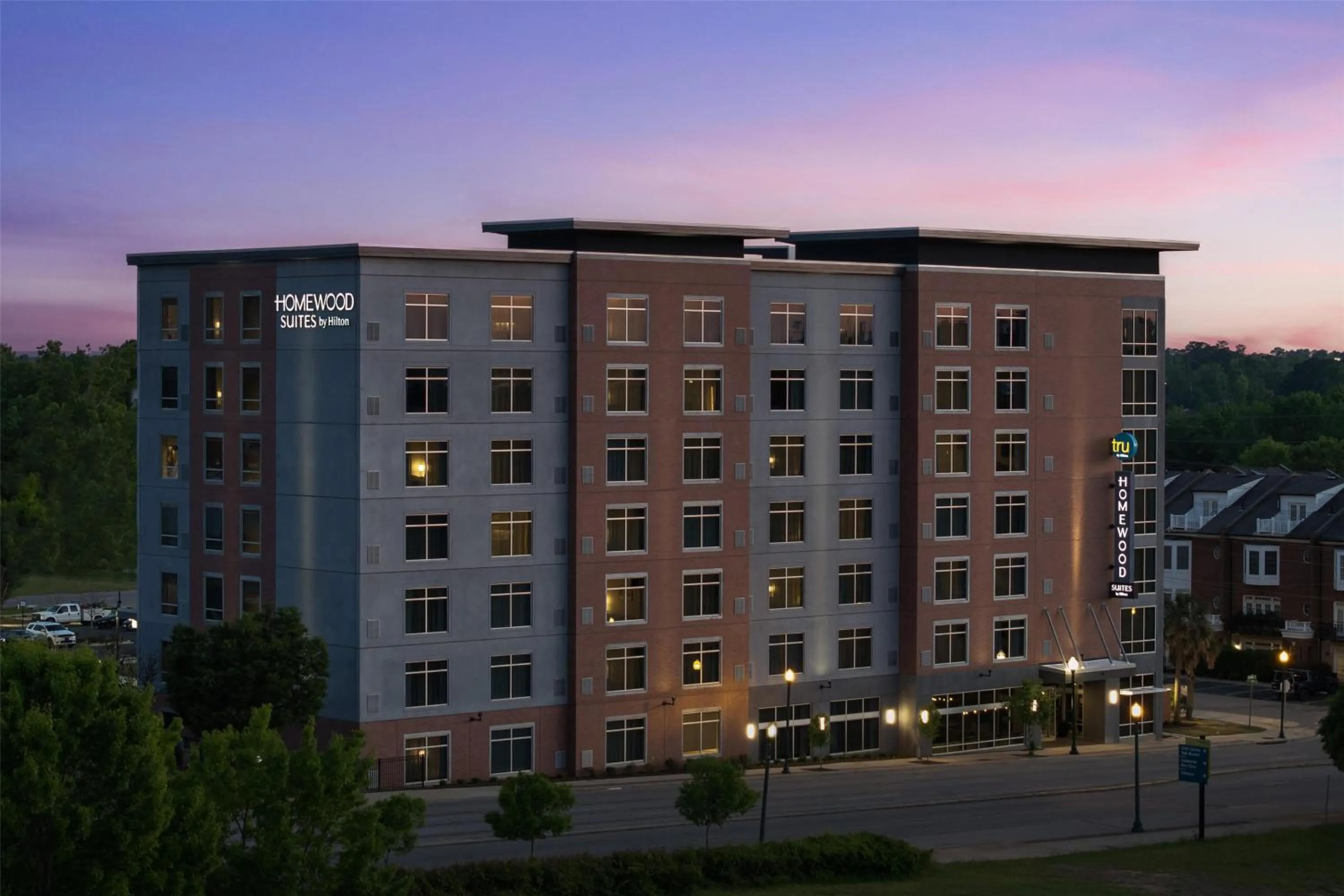 Property building in Tru By Hilton Columbia Downtown