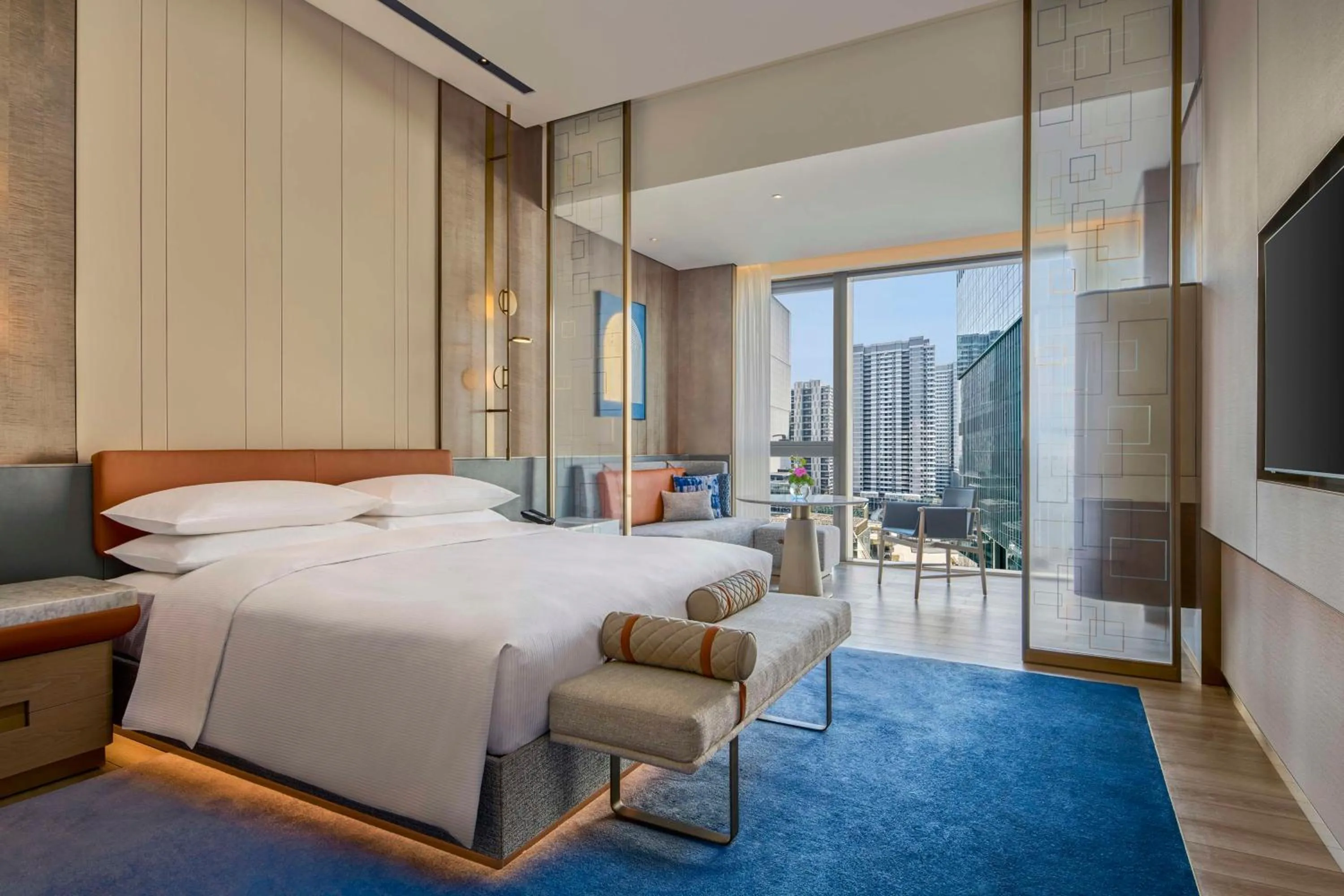 Photo of the whole room, Bed in Hilton Shanghai Zhangjiang Science City