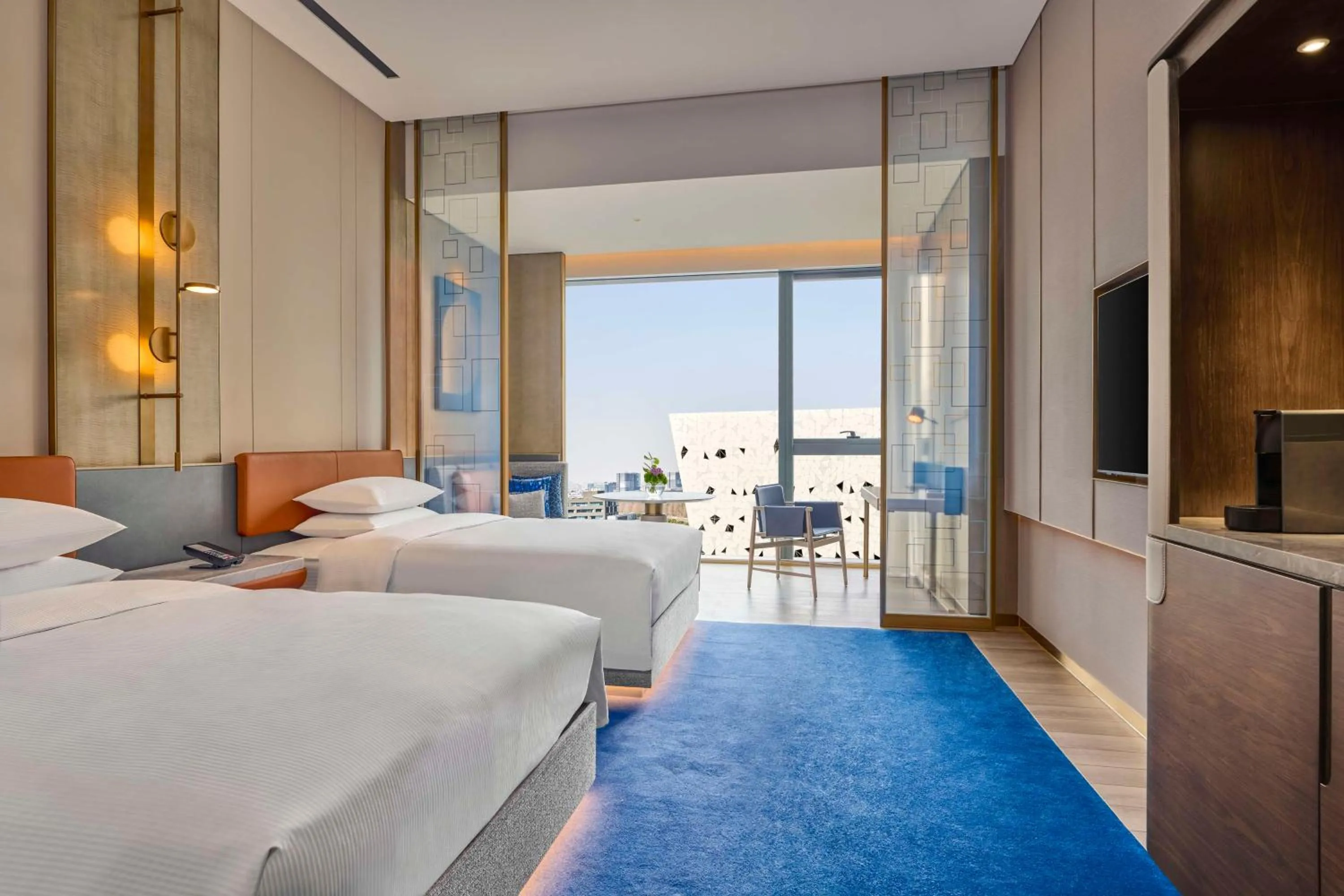 Photo of the whole room, Bed in Hilton Shanghai Zhangjiang Science City
