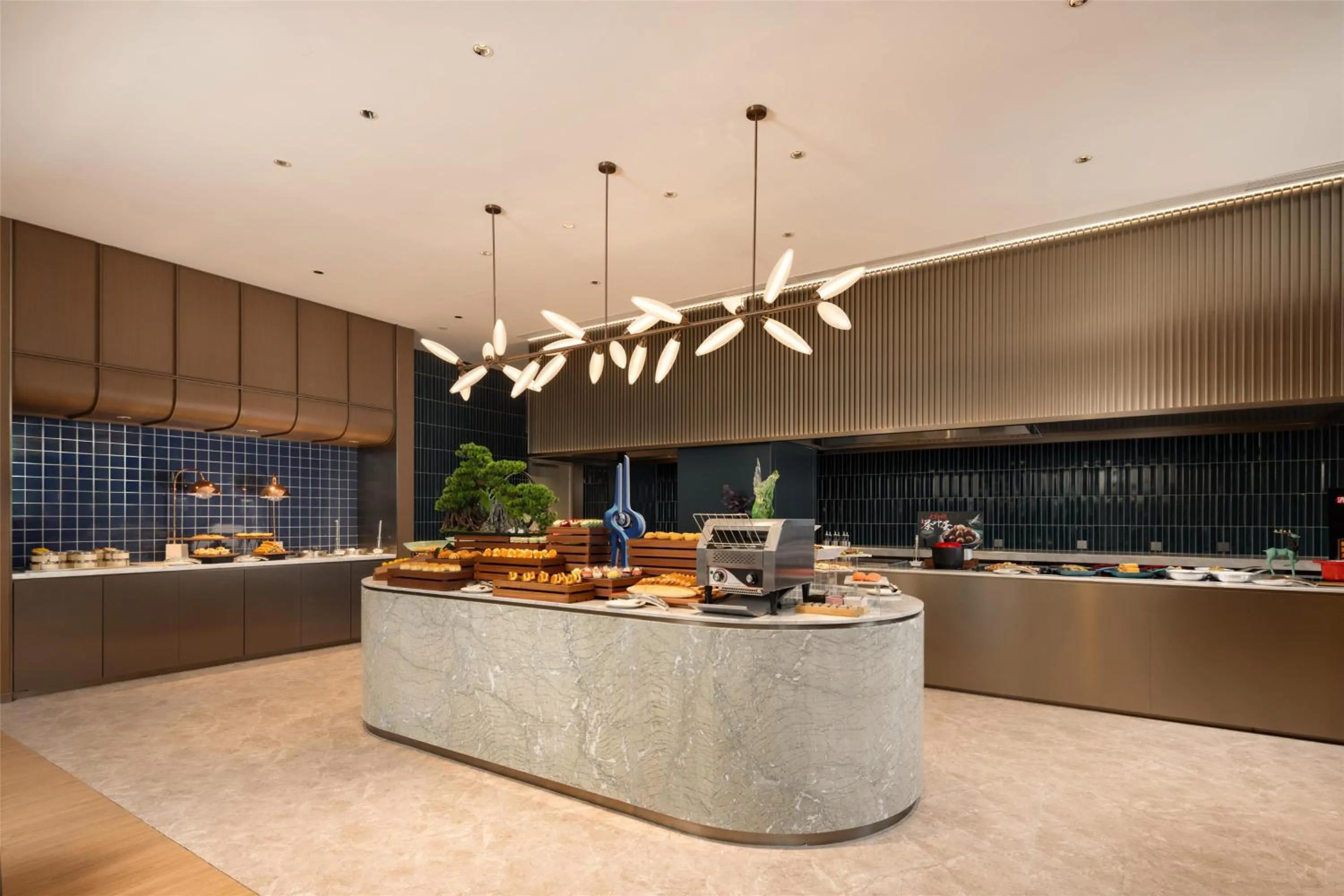 Restaurant/places to eat in Hilton Garden Inn Olympic Sports Center Jinan