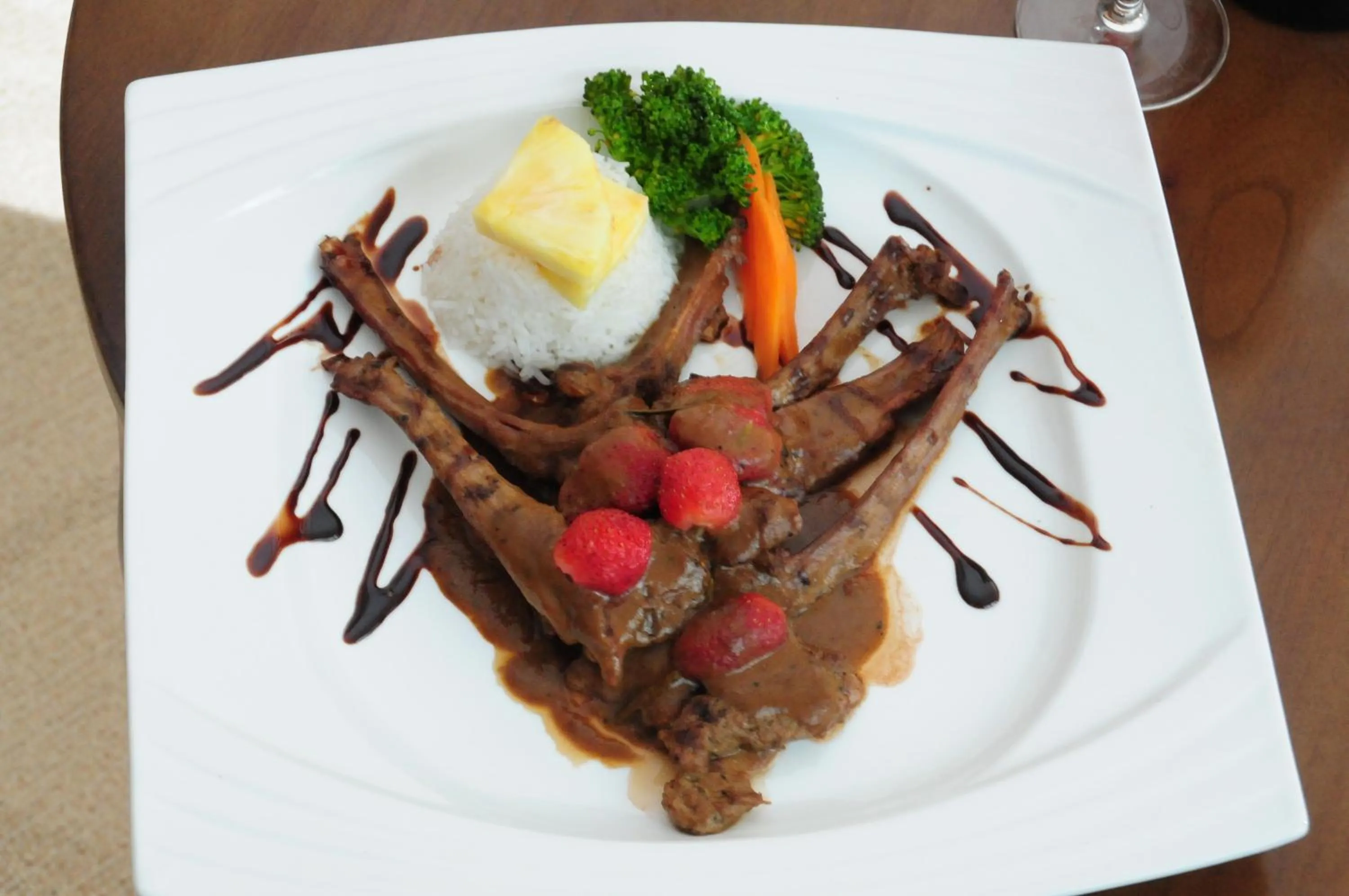 Food in Addissinia Hotel