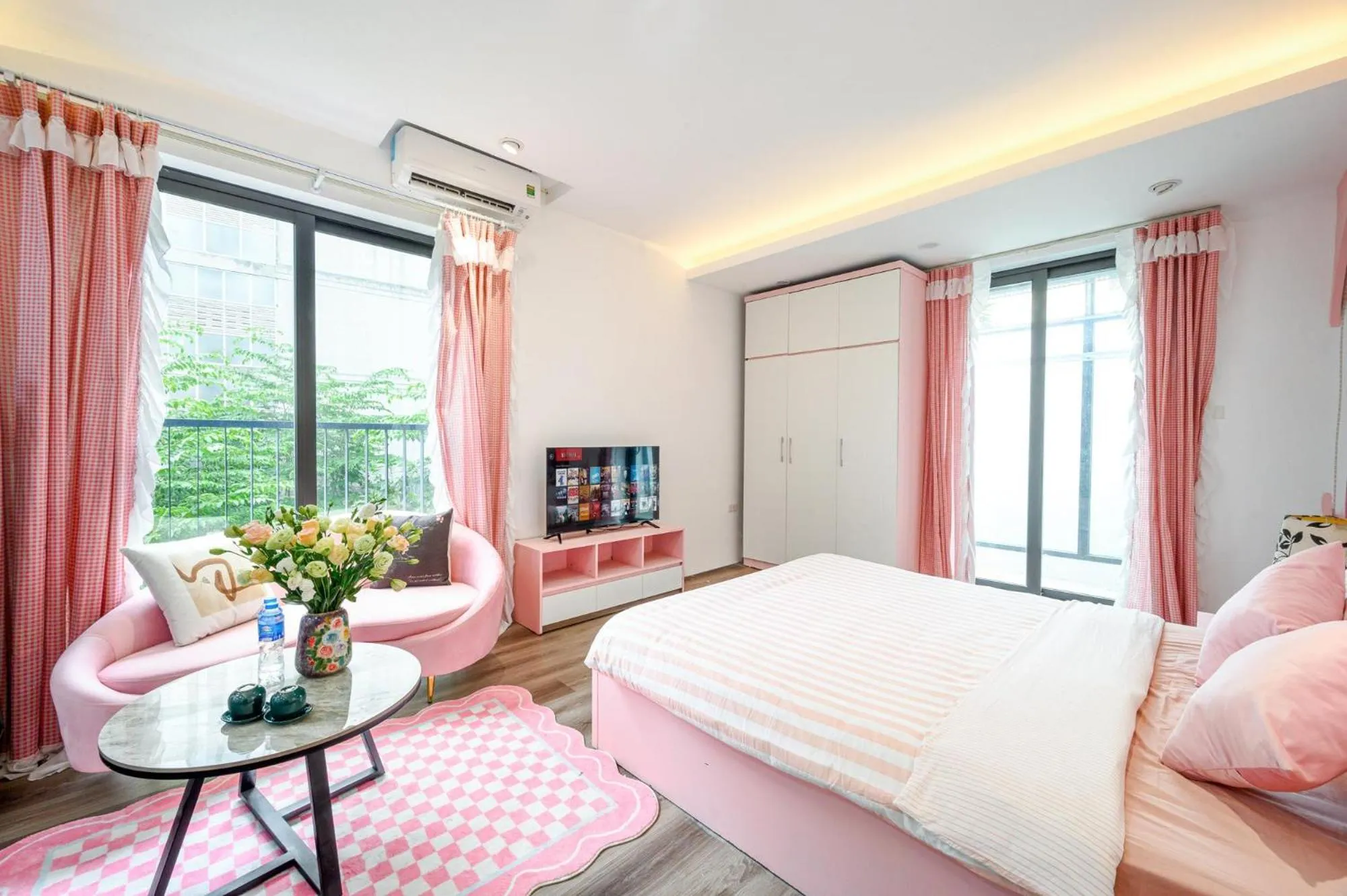 Bed in Luxe Paradise Residence 76 To Ngoc Van