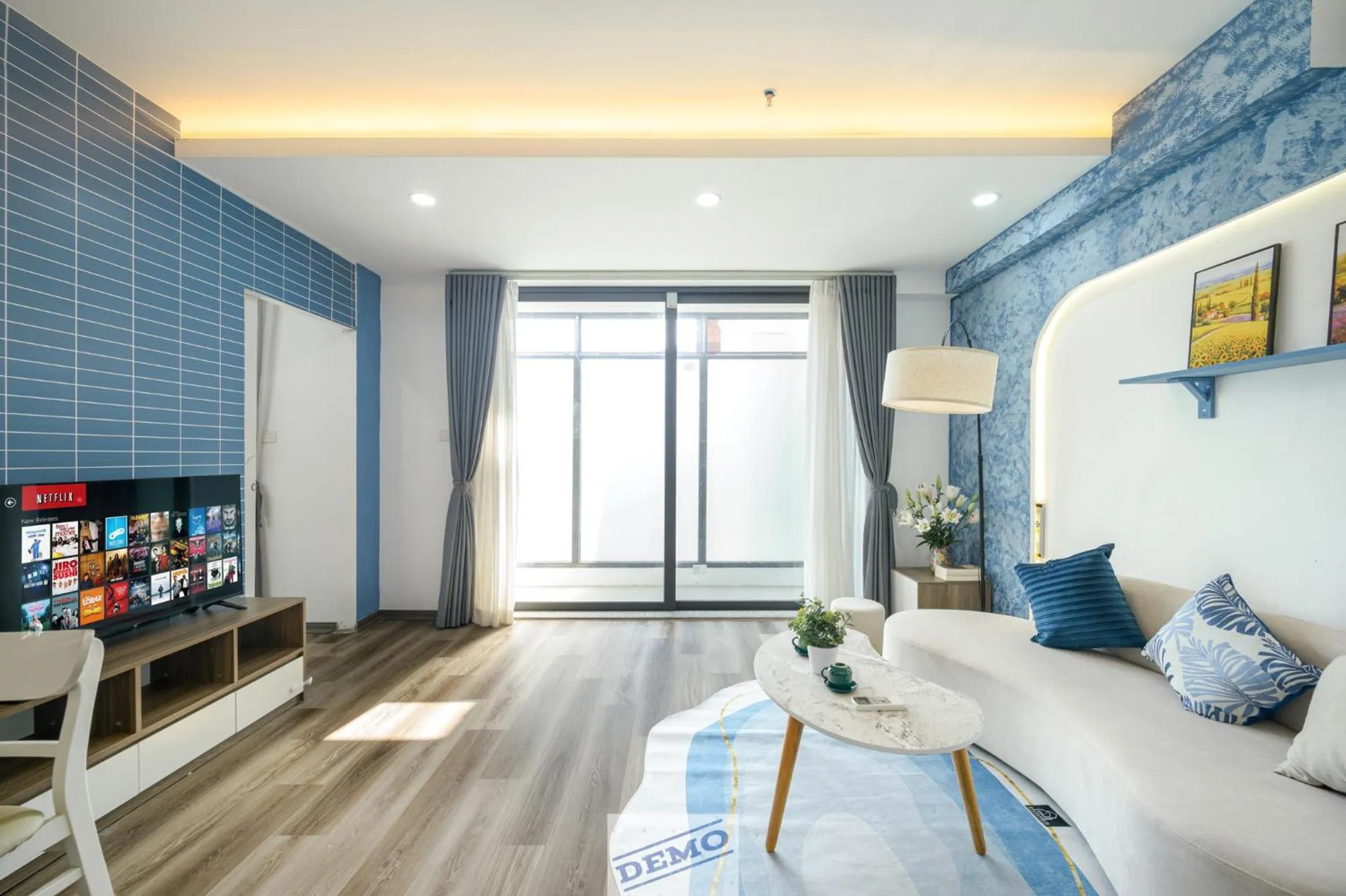 TV and multimedia in Luxe Paradise Residence 76 To Ngoc Van