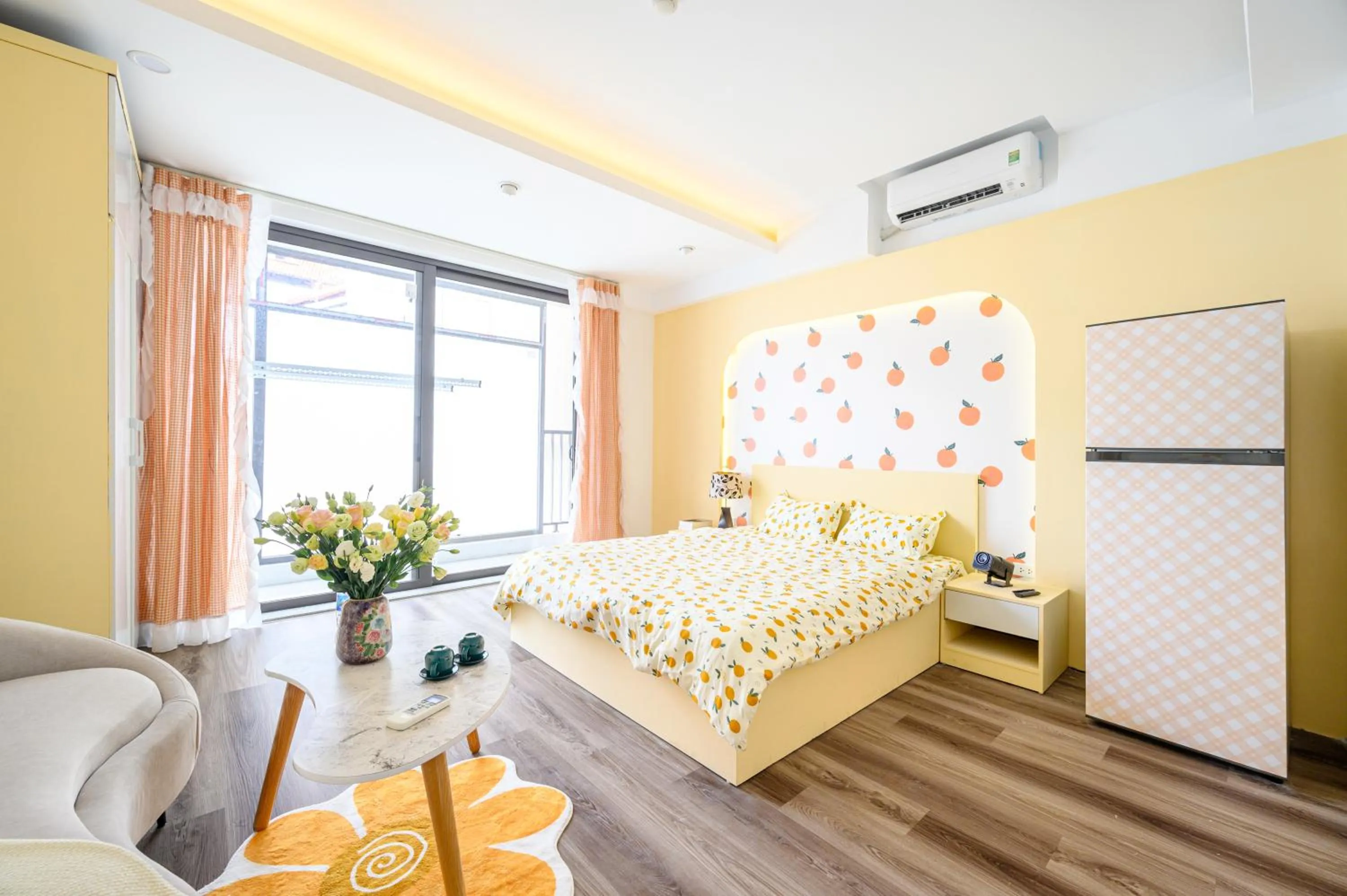 Bedroom, Bed in Luxe Paradise Residence 76 To Ngoc Van