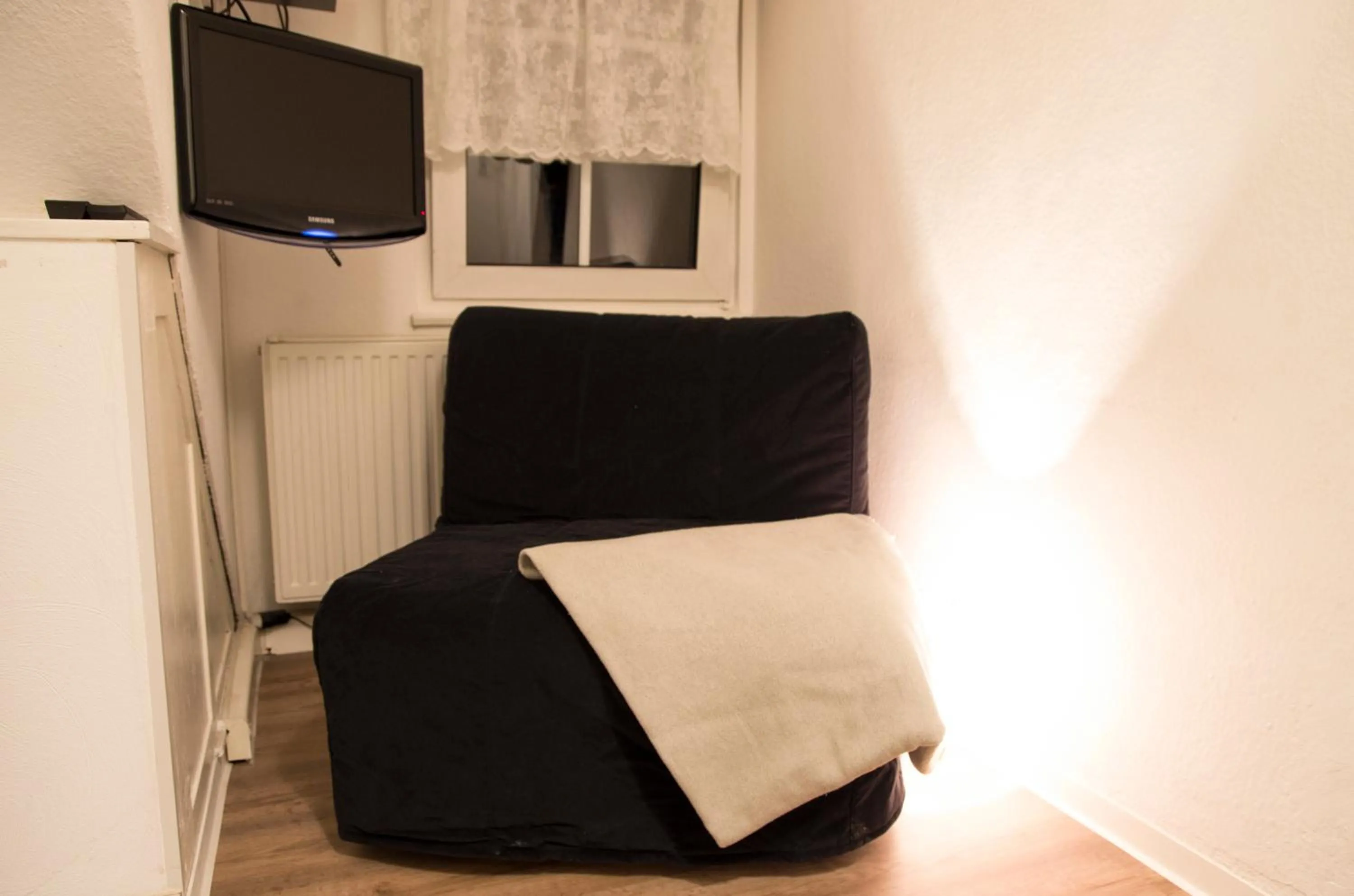 Decorative detail, Bed in Tasca im Feui Apartments