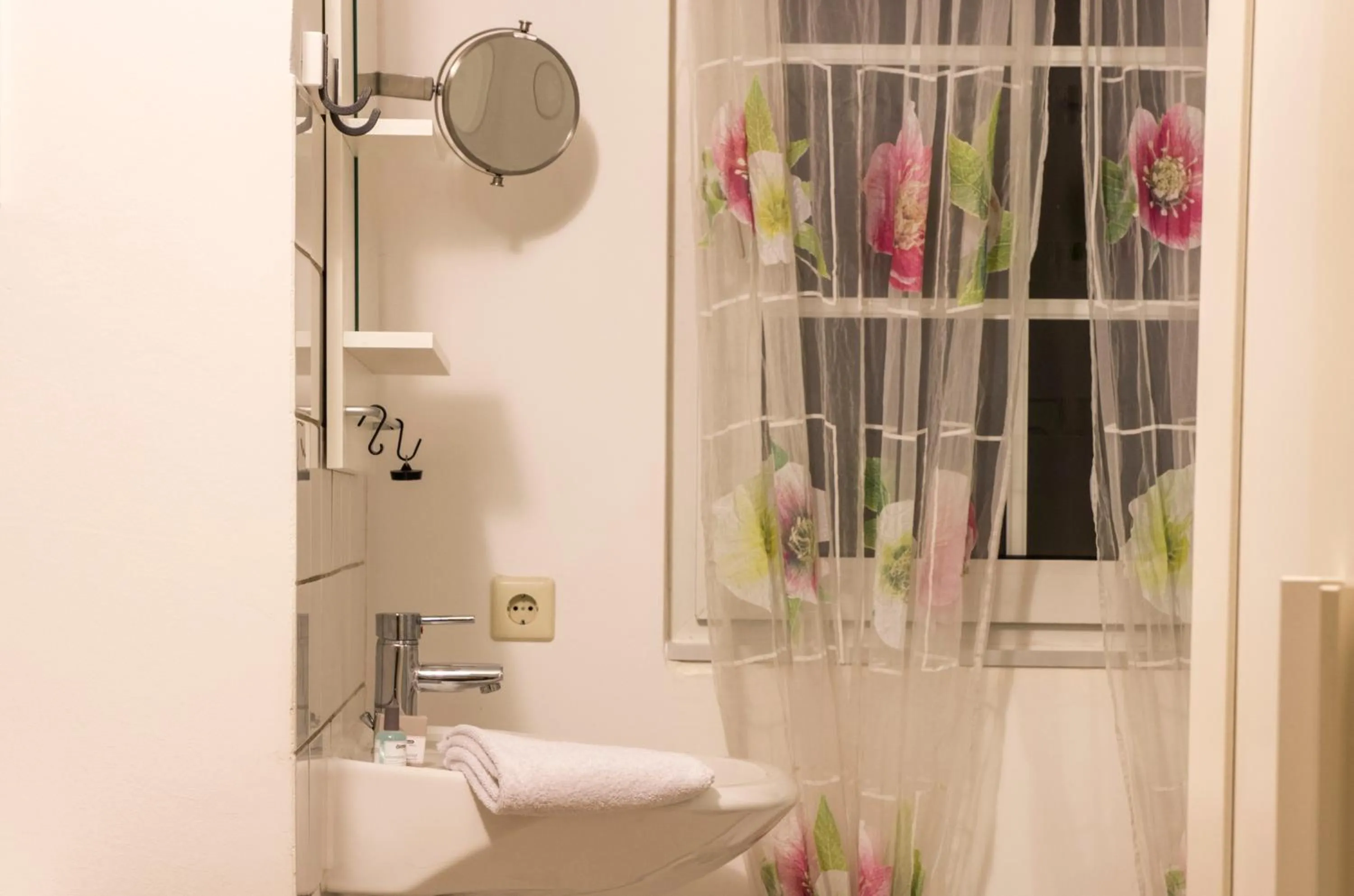 Bathroom in Tasca im Feui Apartments