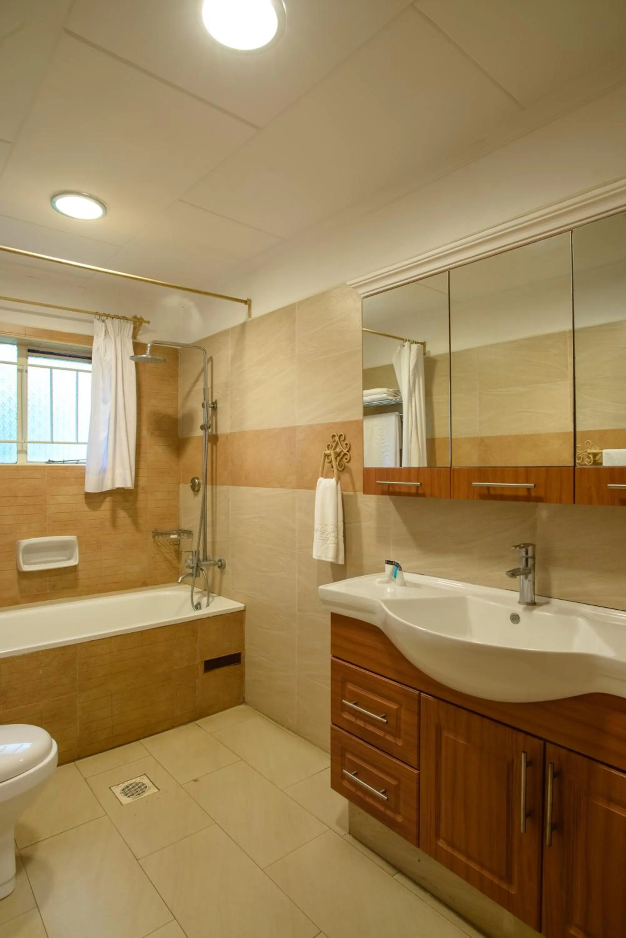 Bathroom in Mimosa Court Apartments