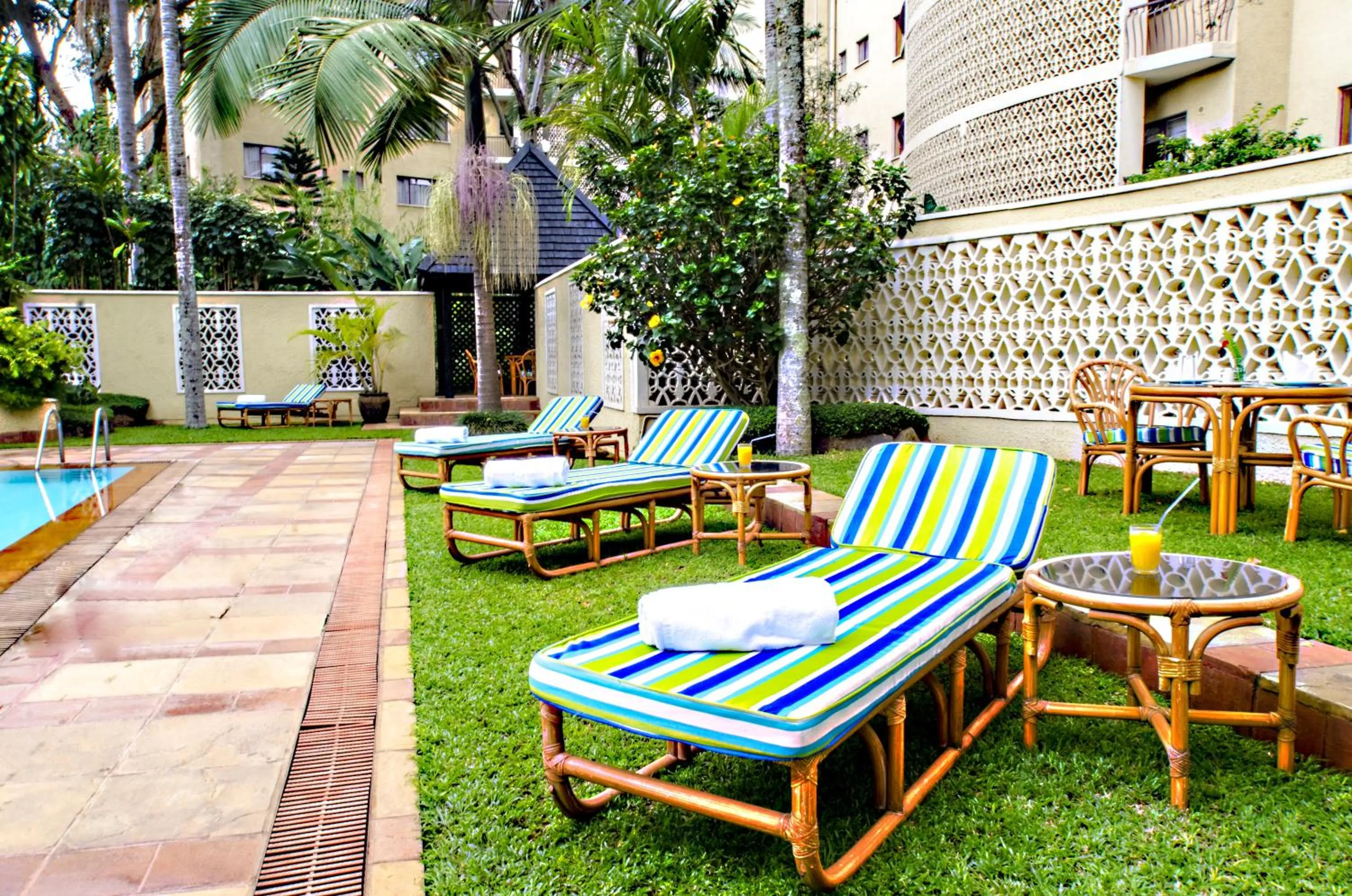 Swimming pool in Mimosa Court Apartments