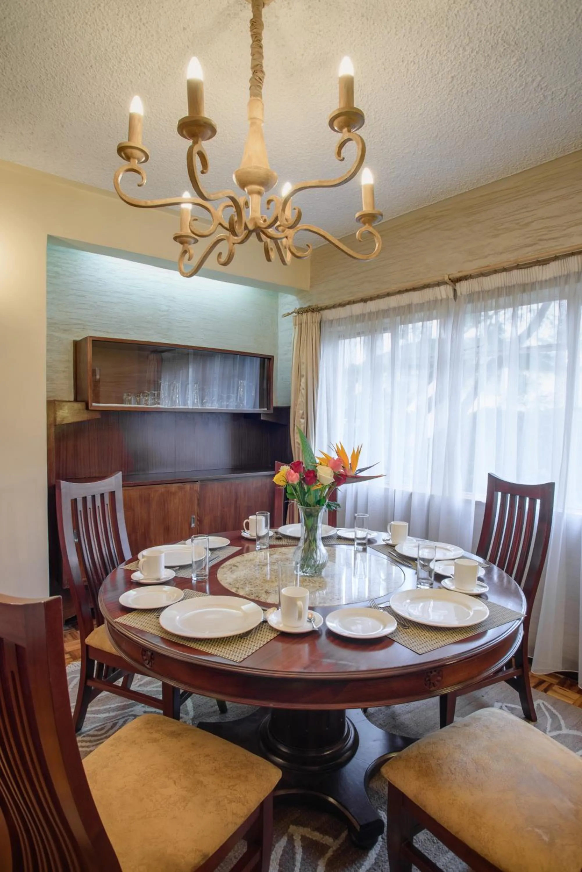 Dining area in Mimosa Court Apartments