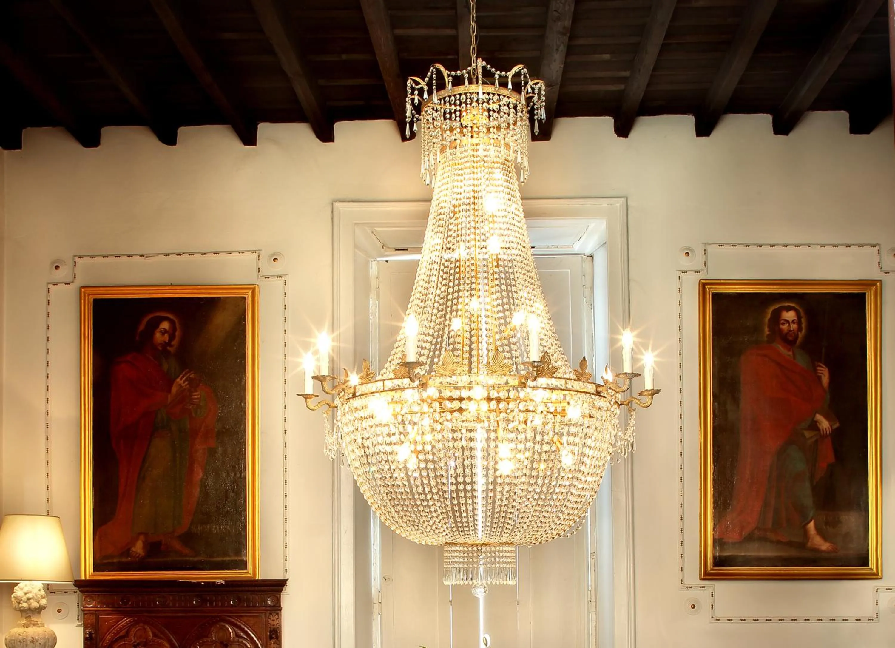 Decorative detail in Arnaboldi Palace