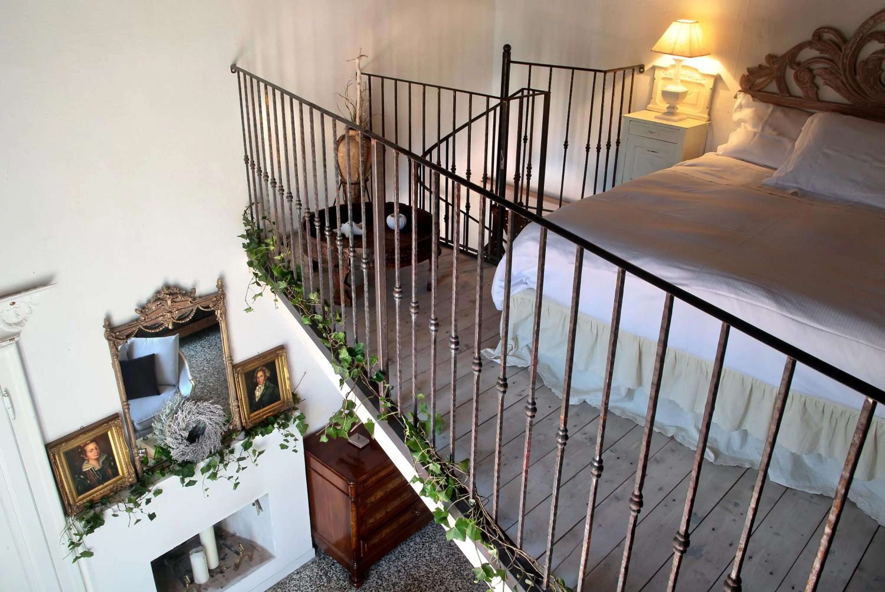Bedroom, Bed in Arnaboldi Palace