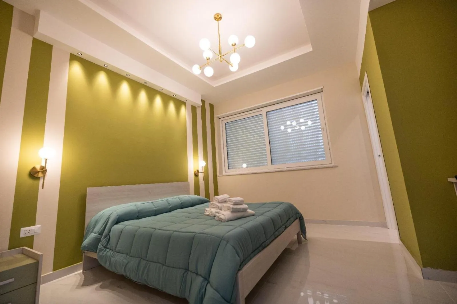 Bedroom, Bed in Luxury Rooms