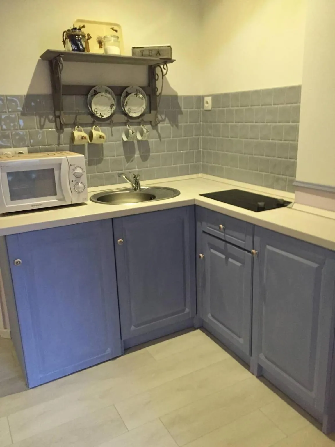 Kitchen or kitchenette in Guest House Romantika Panzio