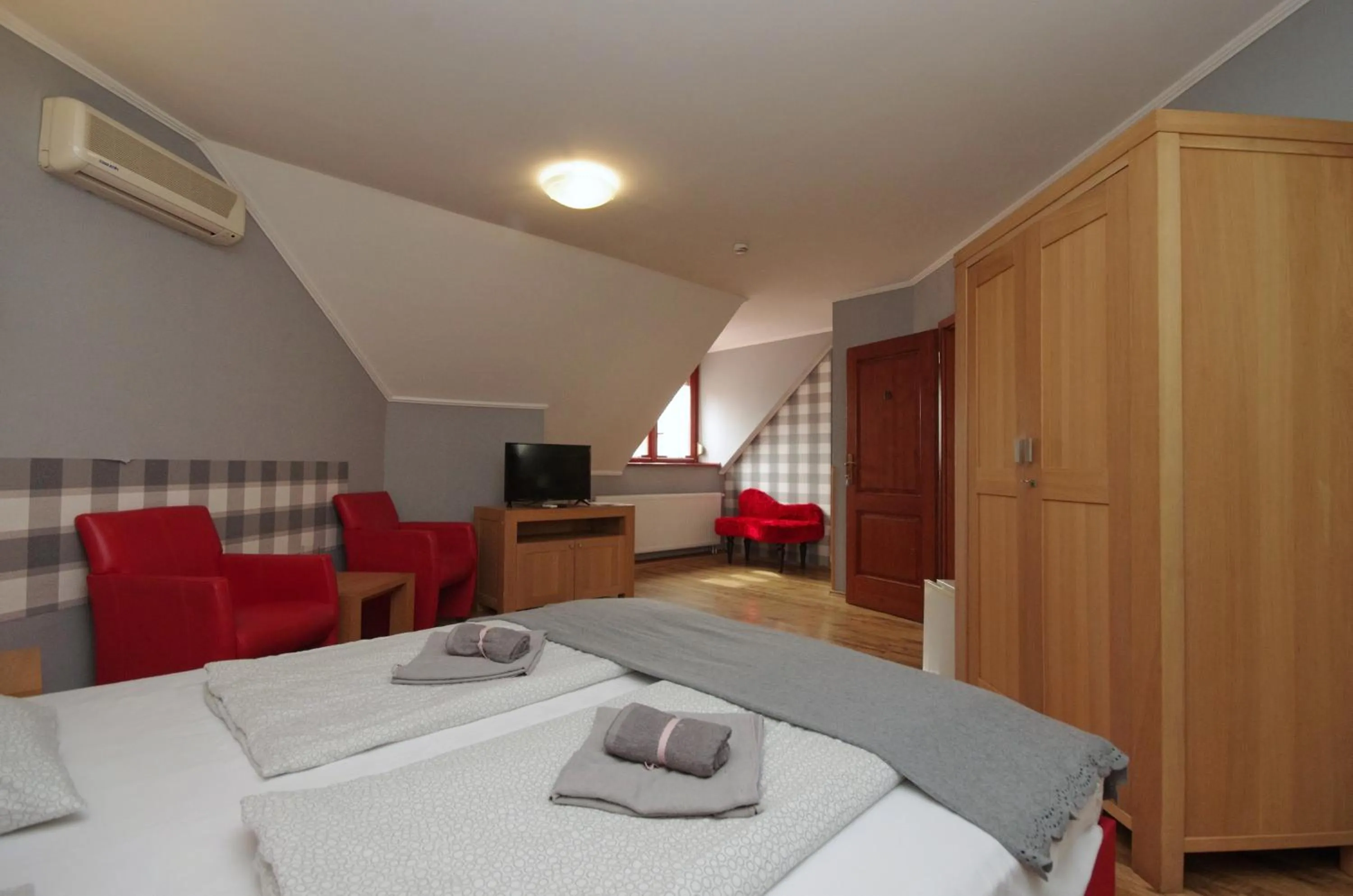 Photo of the whole room, Bed in Guest House Romantika Panzio