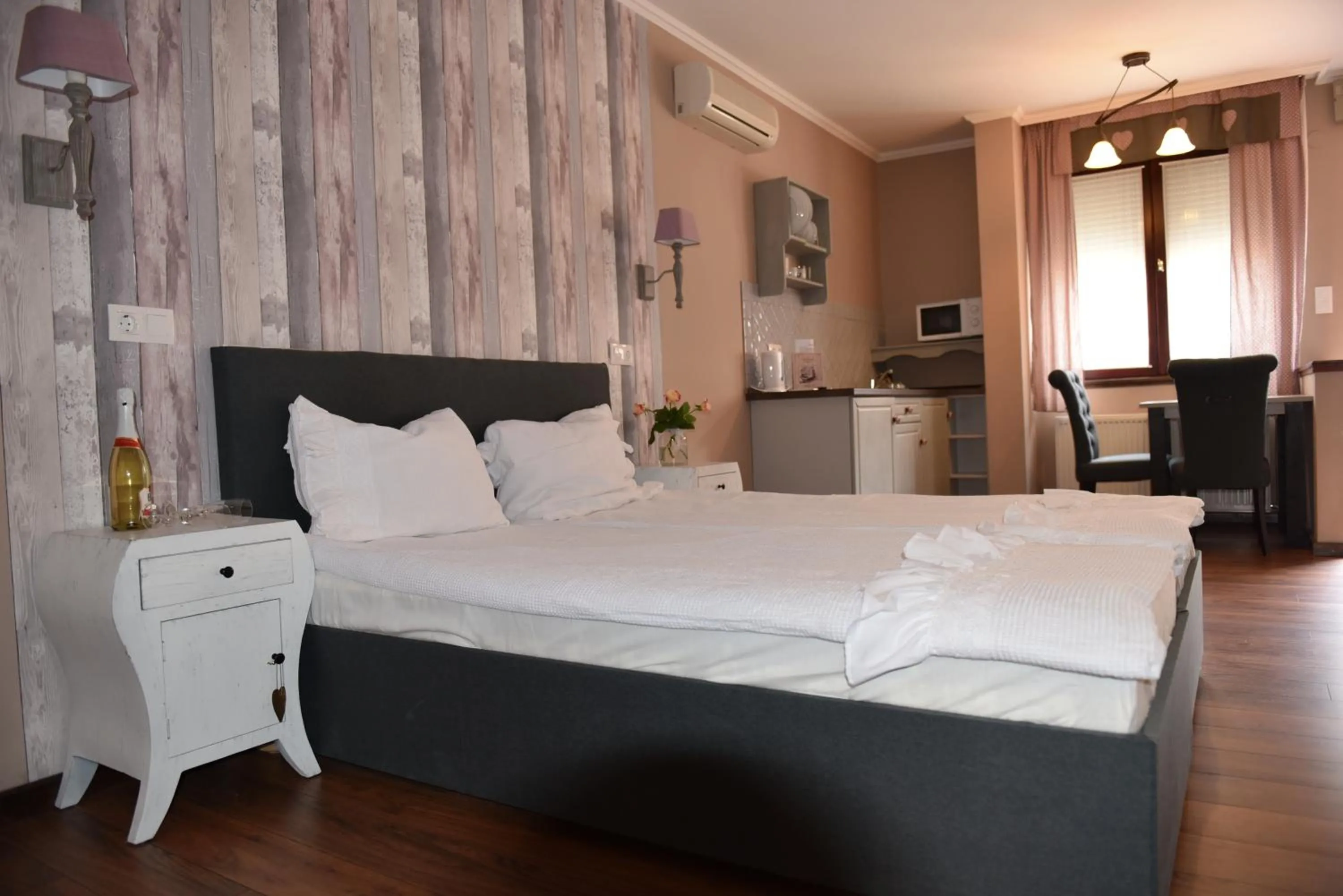 Bed in Guest House Romantika Panzio
