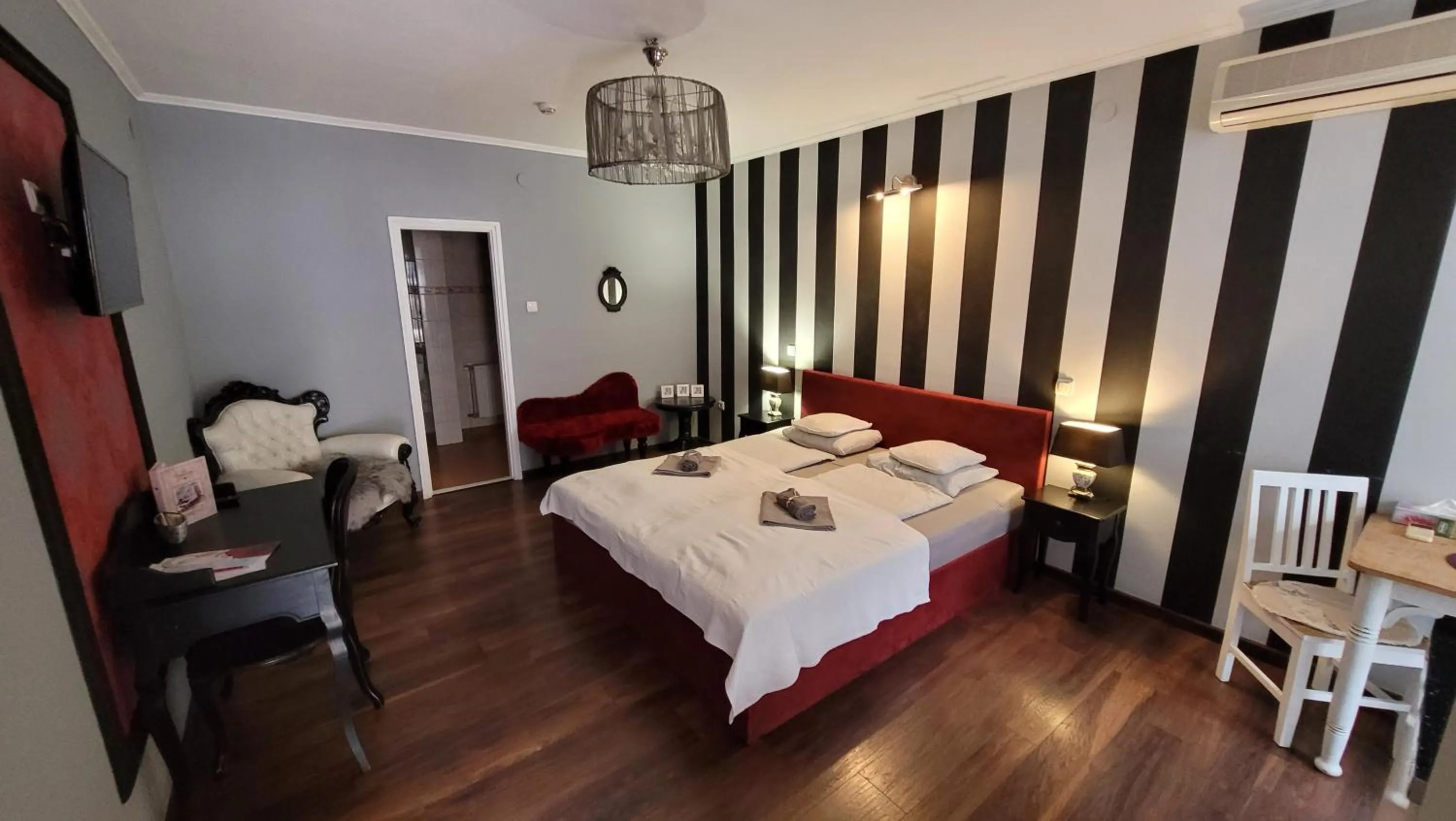 Photo of the whole room, Bed in Guest House Romantika Panzio