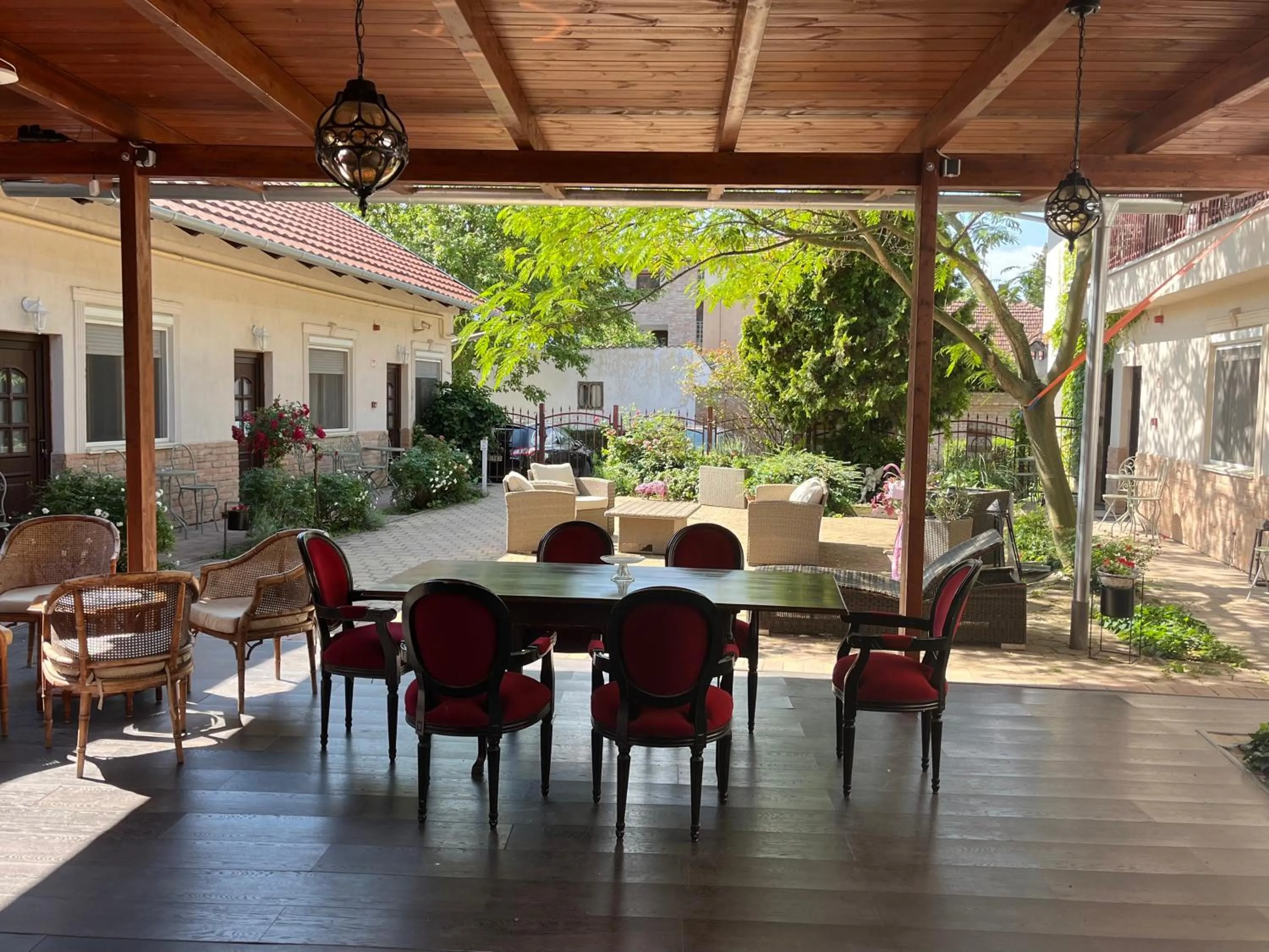Balcony/Terrace in Guest House Romantika Panzio