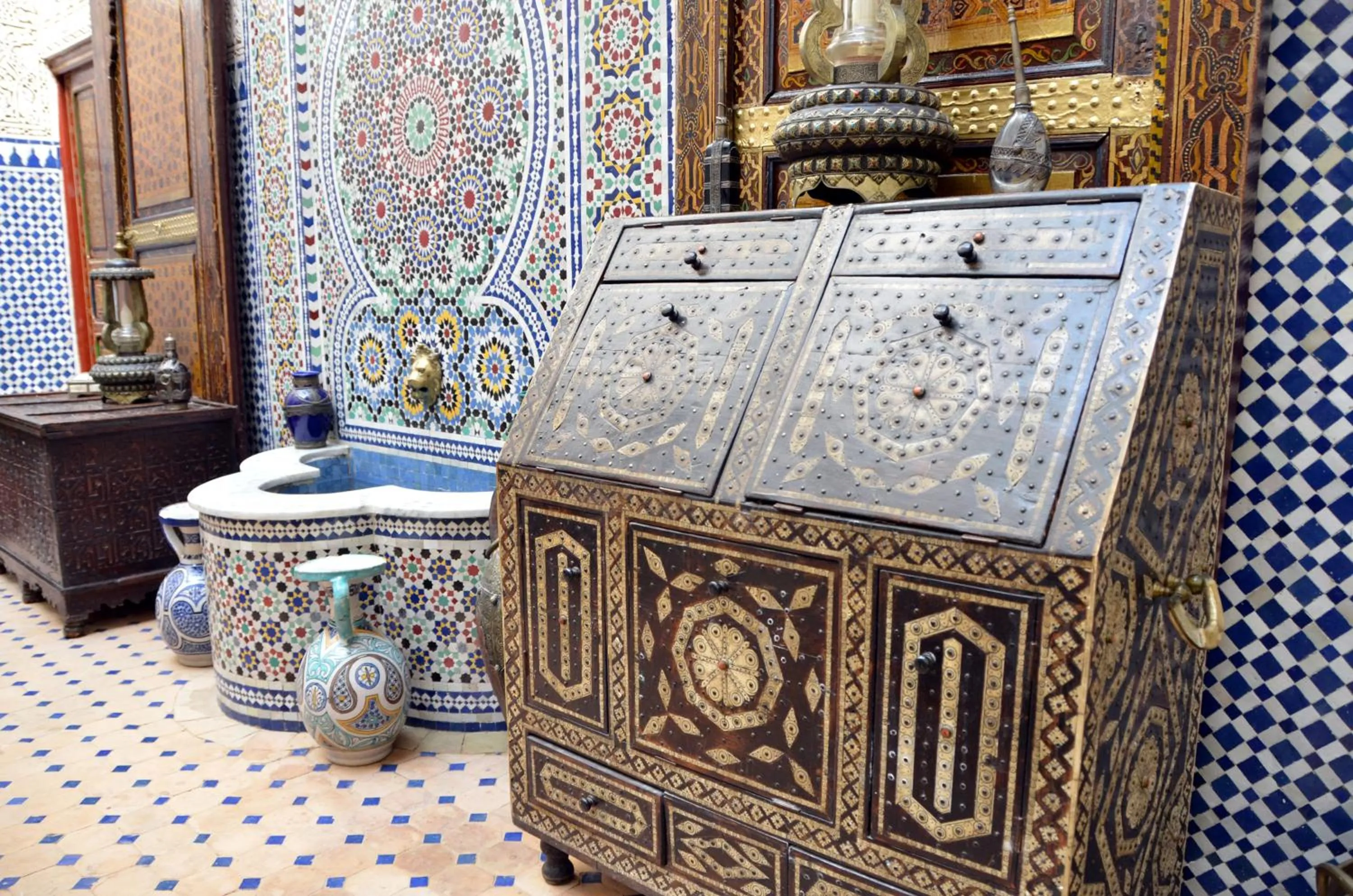 Decorative detail in Riad Dar Tahri & SPA