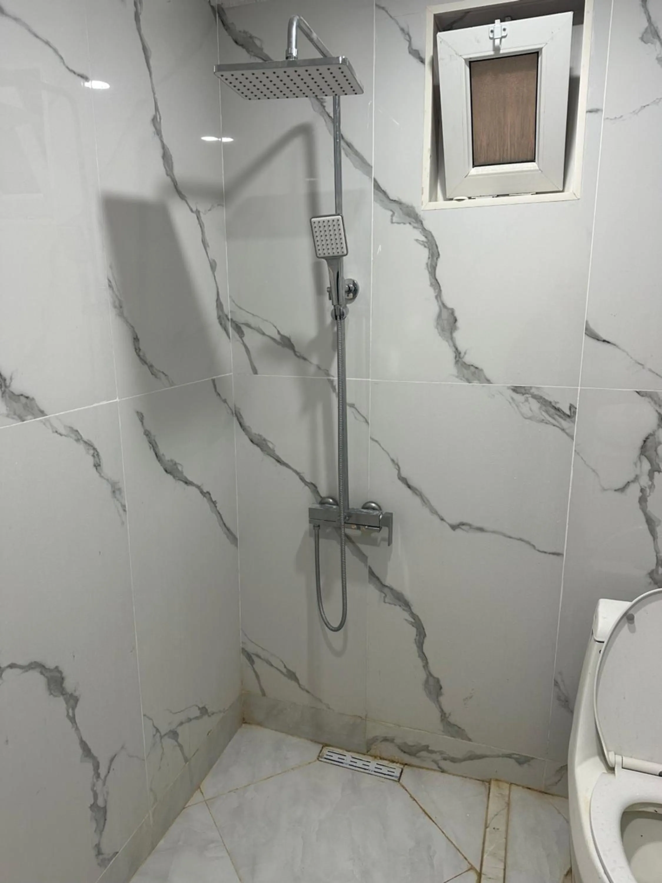 Bathroom in Rova Home & Hostel