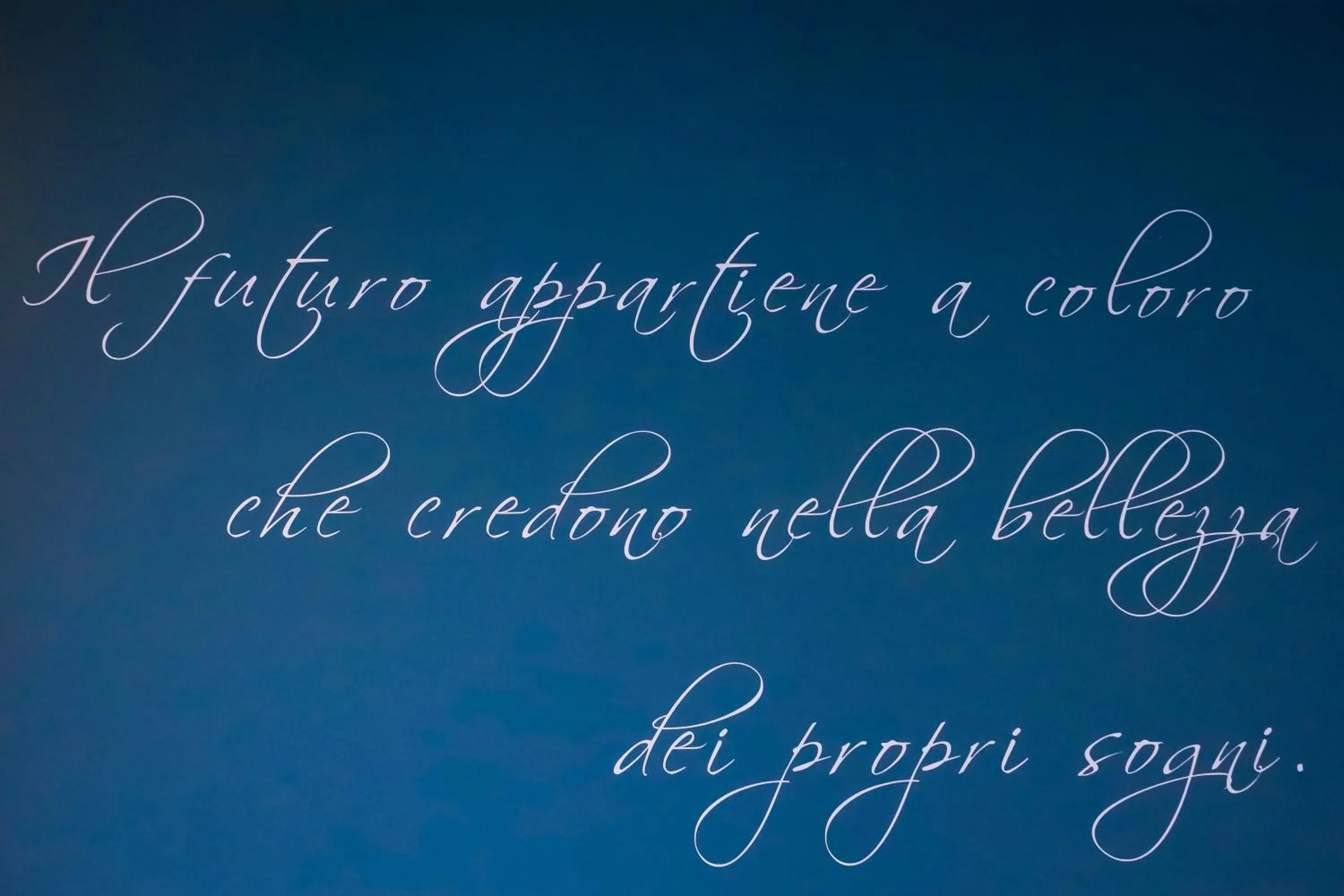 Text overlay in Hotel Europa