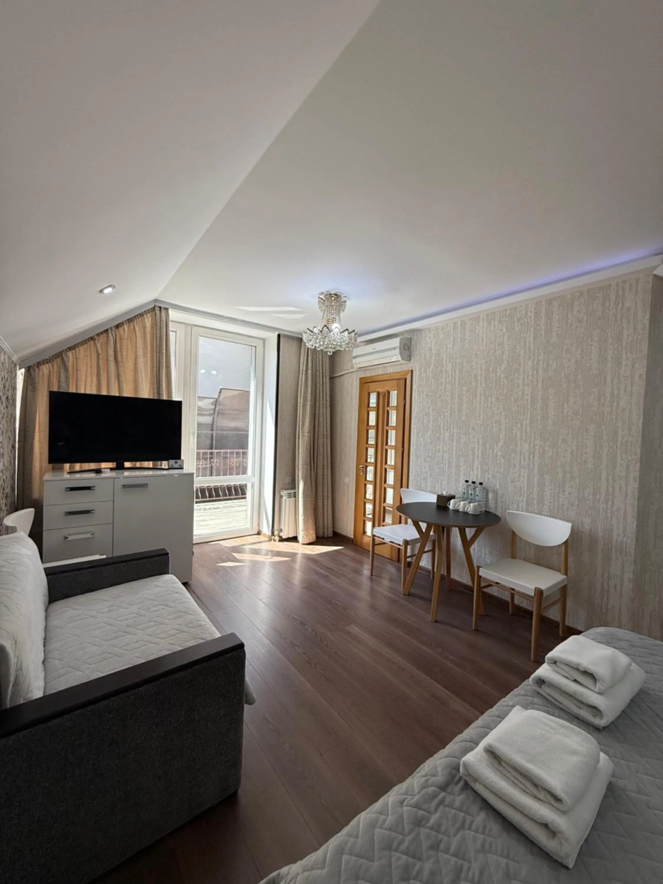 Photo of the whole room, Bed in Hotel Kalyan & Spa