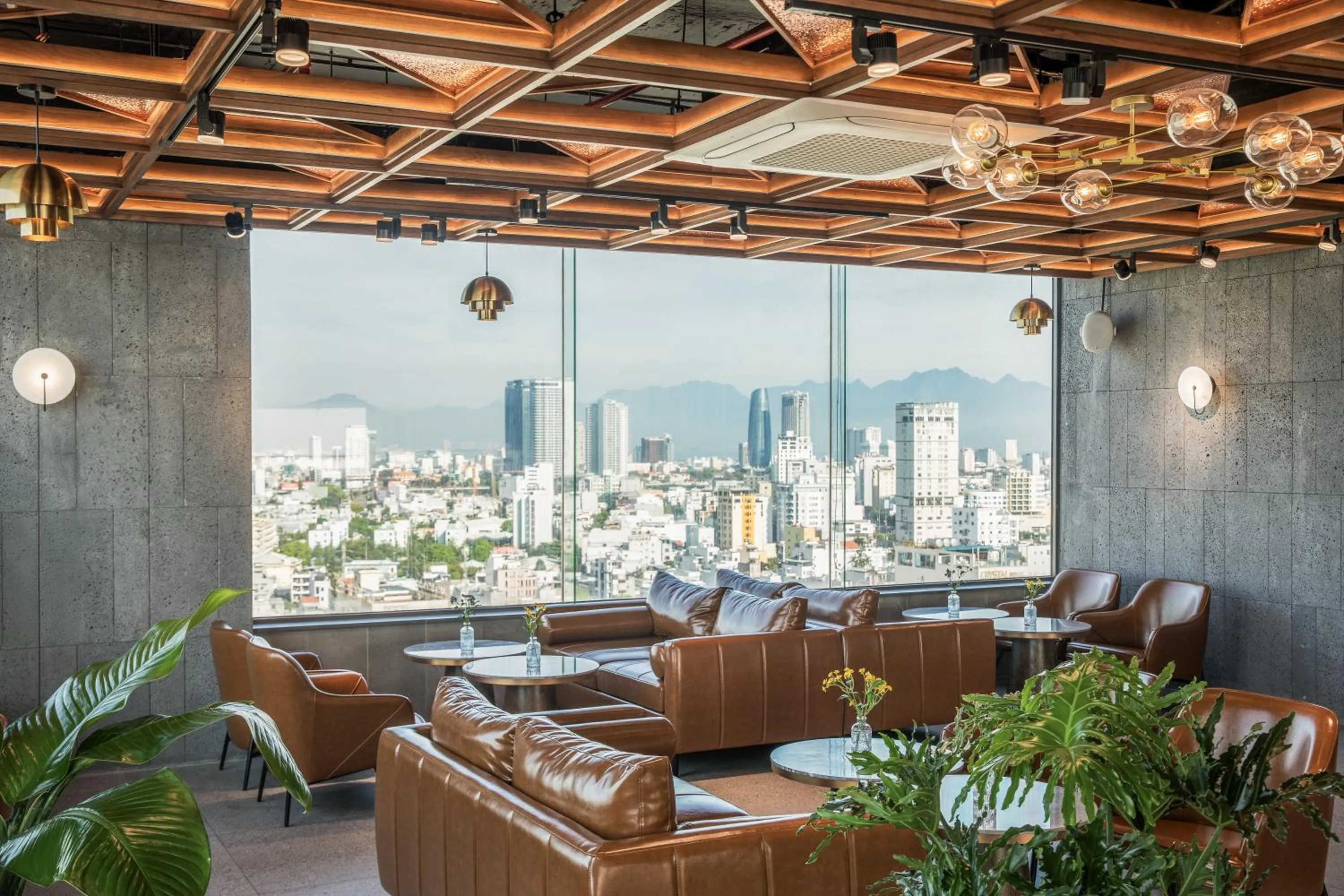 Lounge or bar in PHUC LONG LUXURY Danang