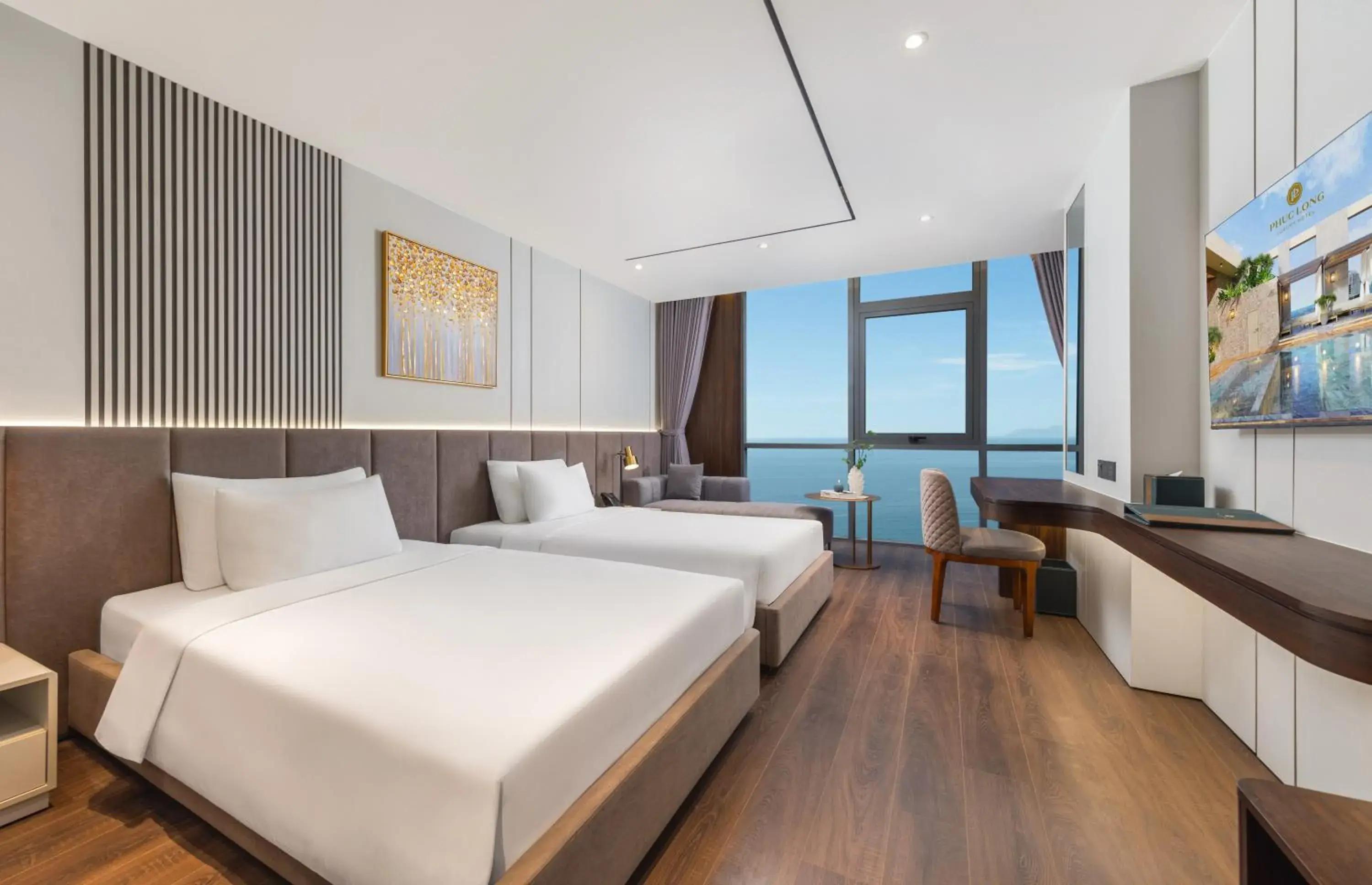 Premier Deluxe Twin Room with Sea View in PHUC LONG LUXURY Danang Premier Deluxe Twin Room with Sea View in PHUC LONG LUXURY Danang