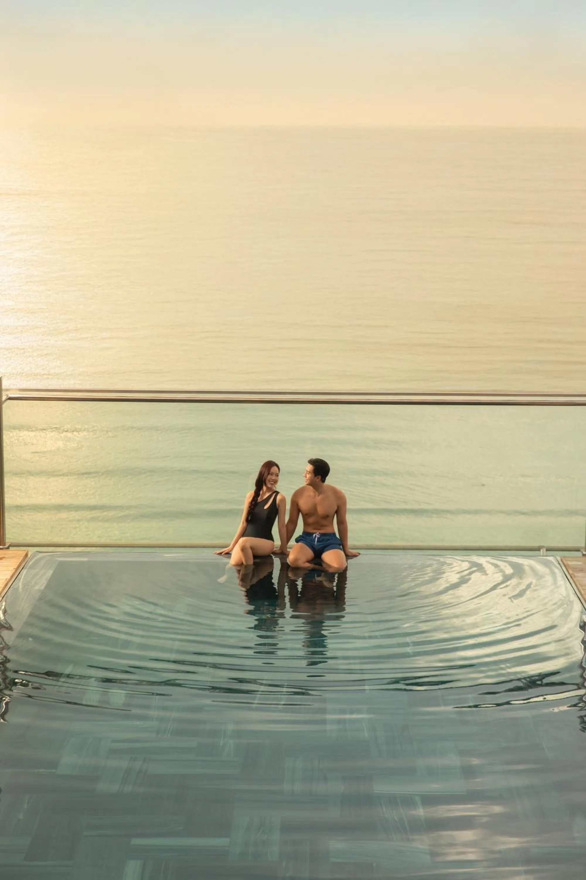 Swimming pool in PHUC LONG LUXURY Danang