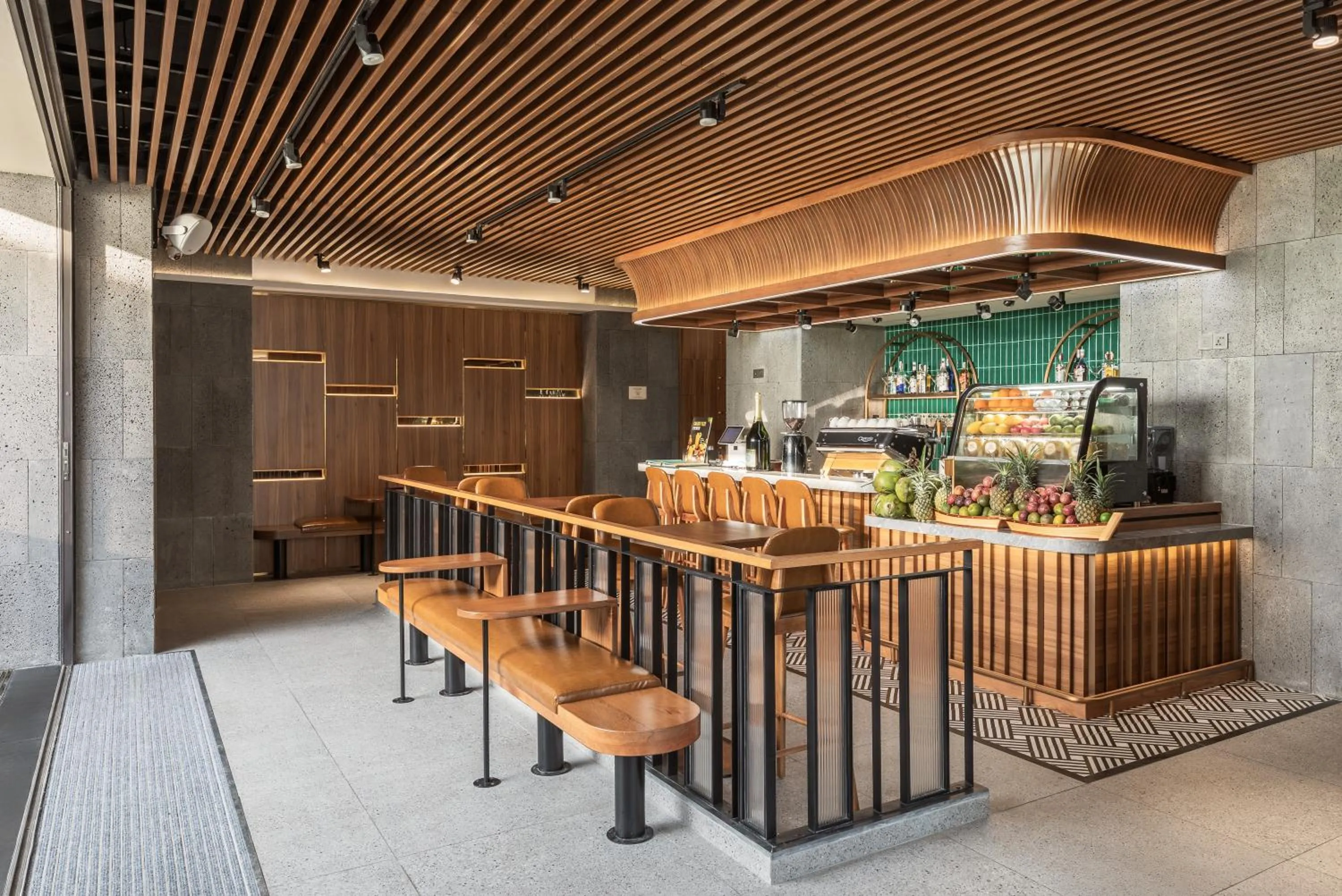 Lounge or bar in PHUC LONG LUXURY Danang