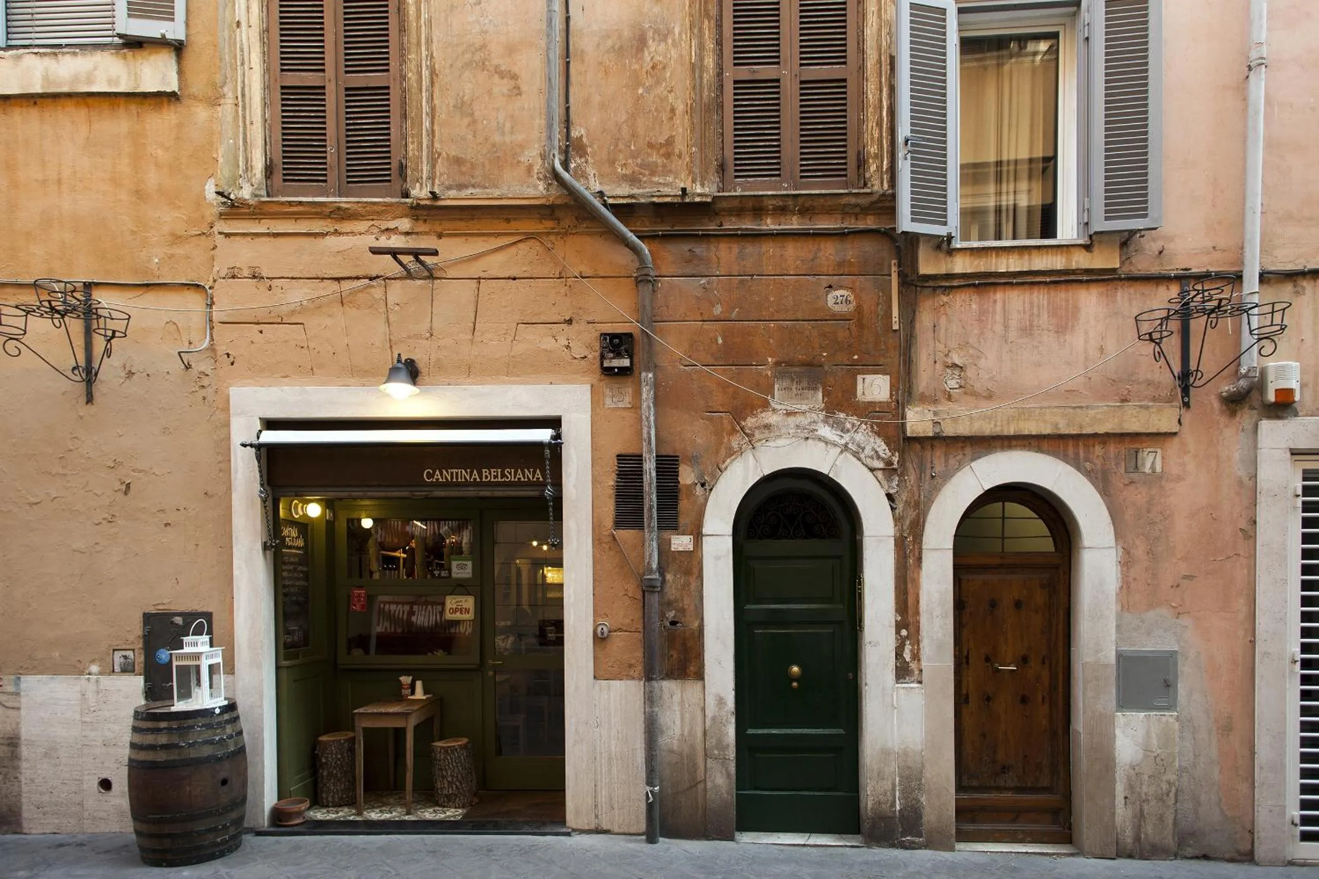 Property building in Casa Belsiana