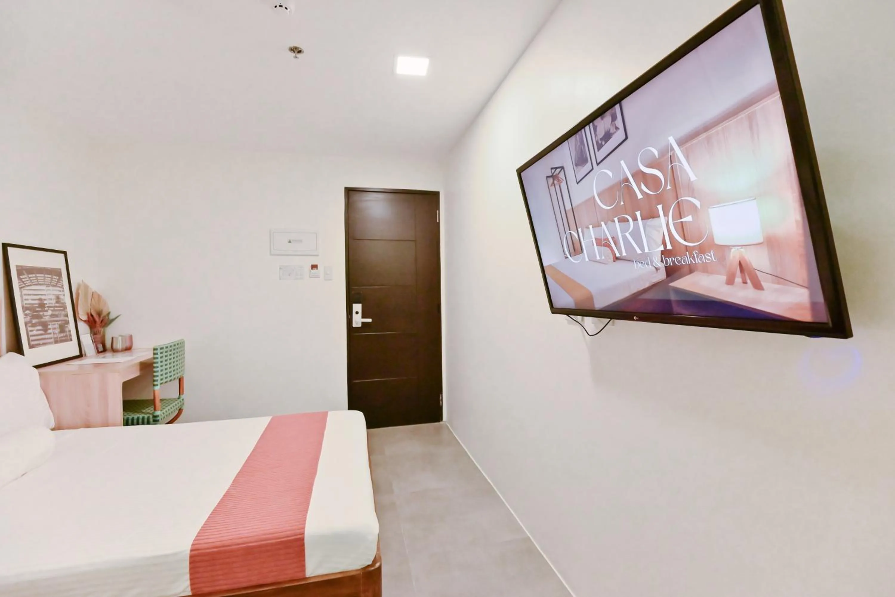 Deluxe Room in Casa Charlie Hotel