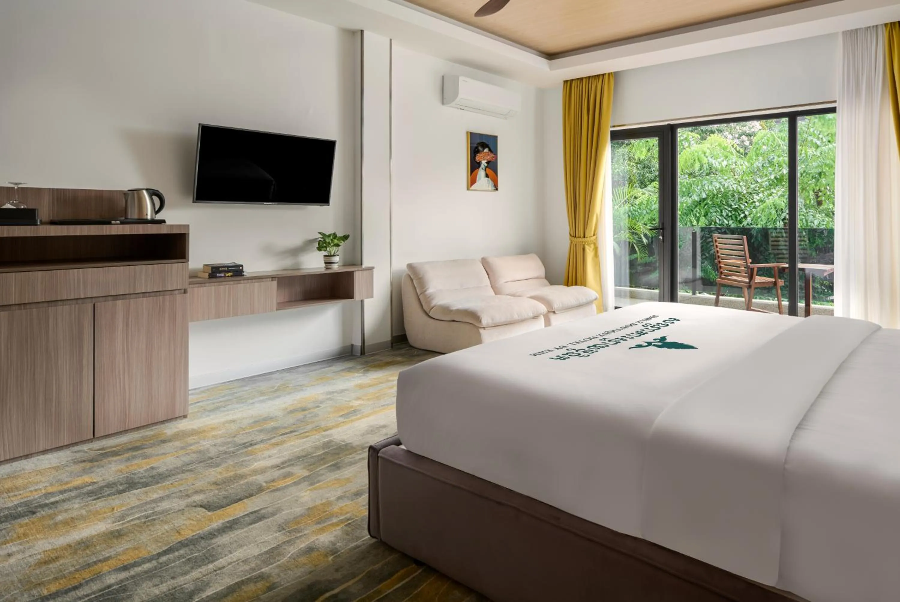 Bedroom, Bed in Smile Boutique Hotel by EHM