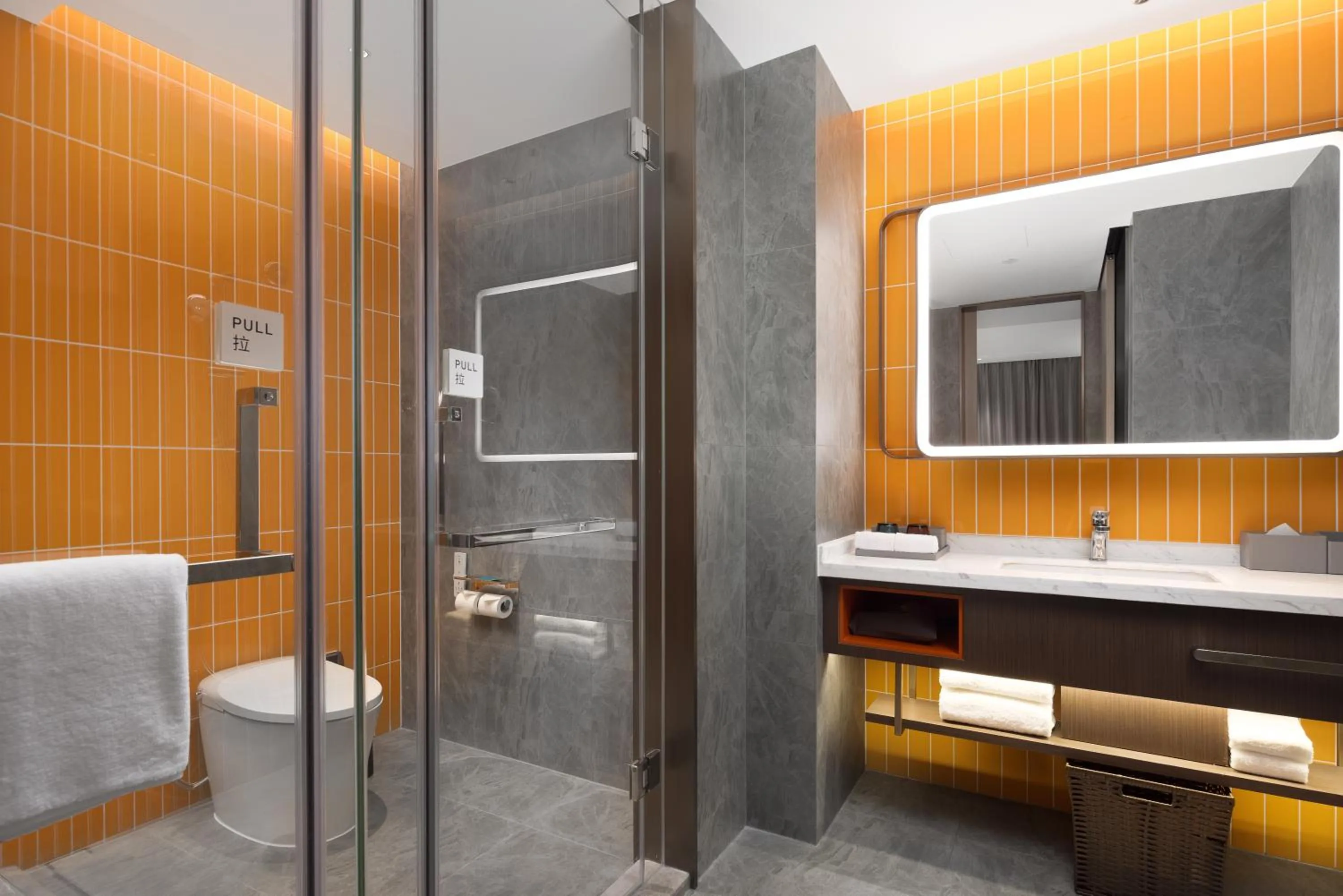 Toilet in Home2 Suite by Hilton Chongqing Wanzhou