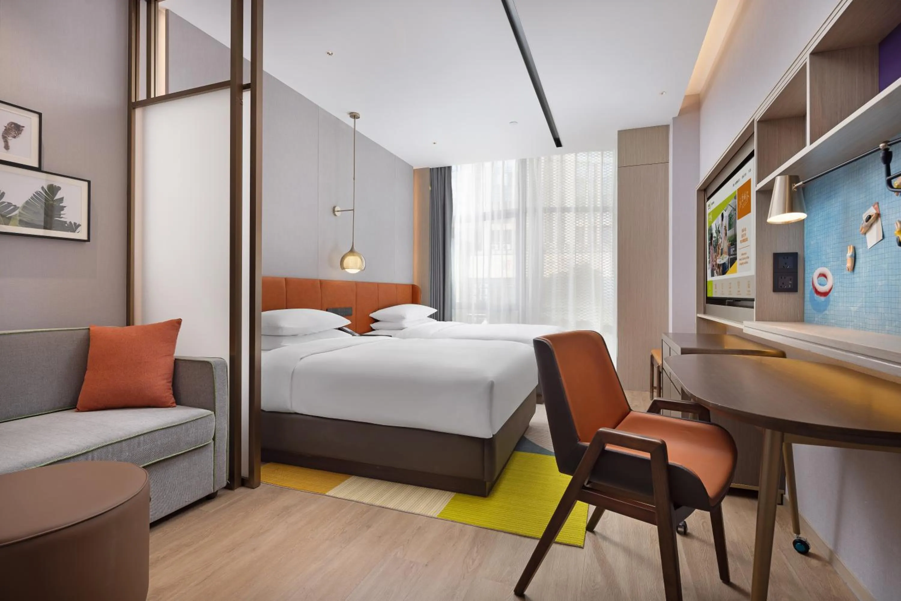 Photo of the whole room, Bed in Home2 Suite by Hilton Chongqing Wanzhou