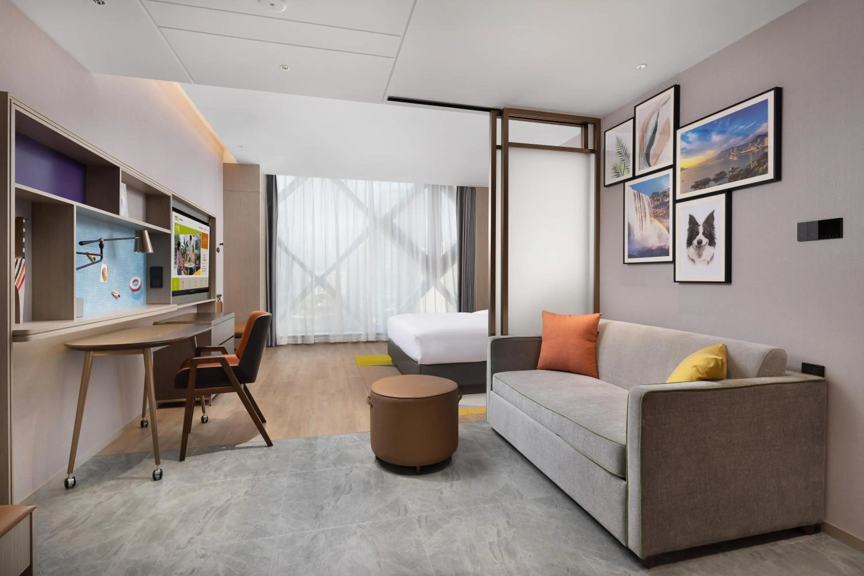 Photo of the whole room, Bed in Home2 Suite by Hilton Chongqing Wanzhou