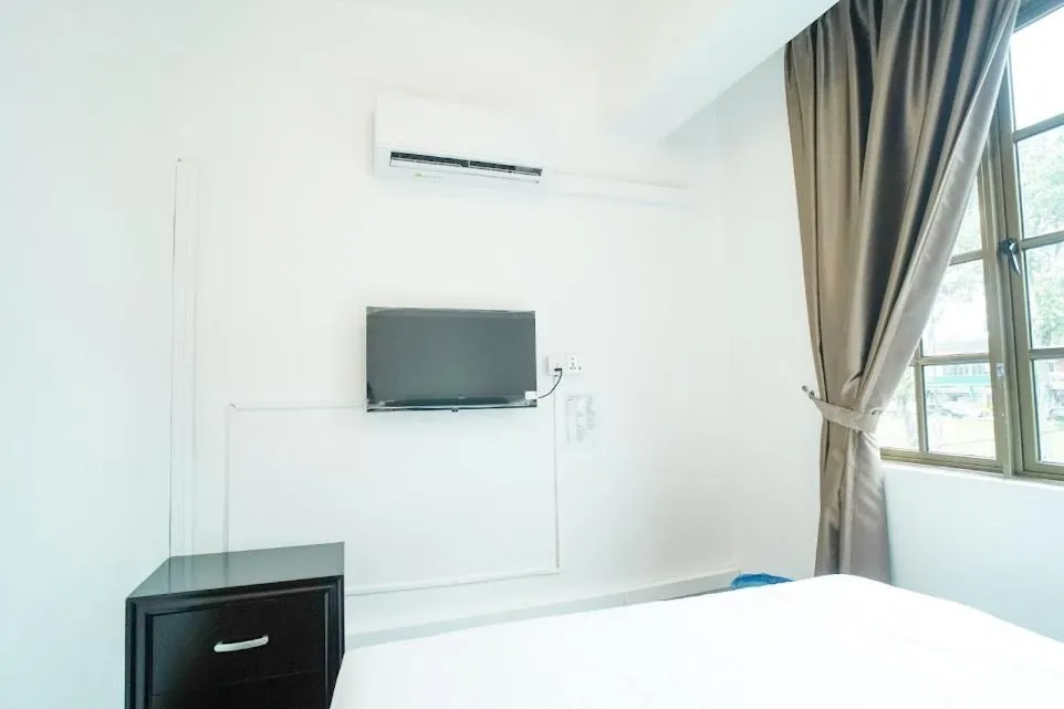 View (from property/room), Bed in B Link Hotel