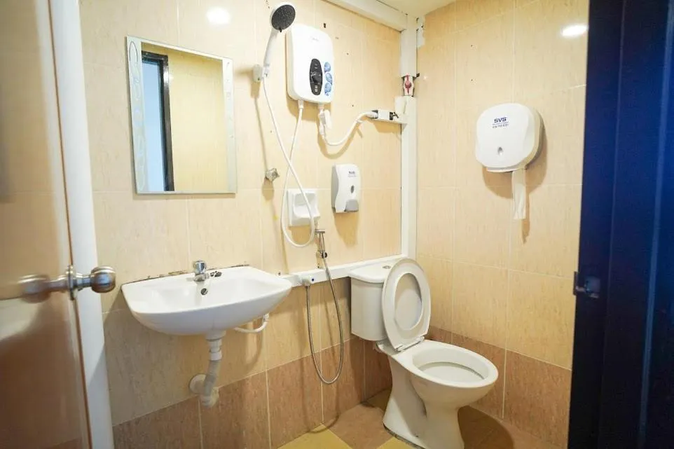 Toilet in B Link Hotel