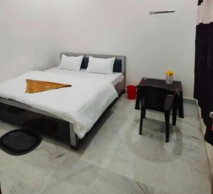 Hotel O by OYO Avantika Palace
