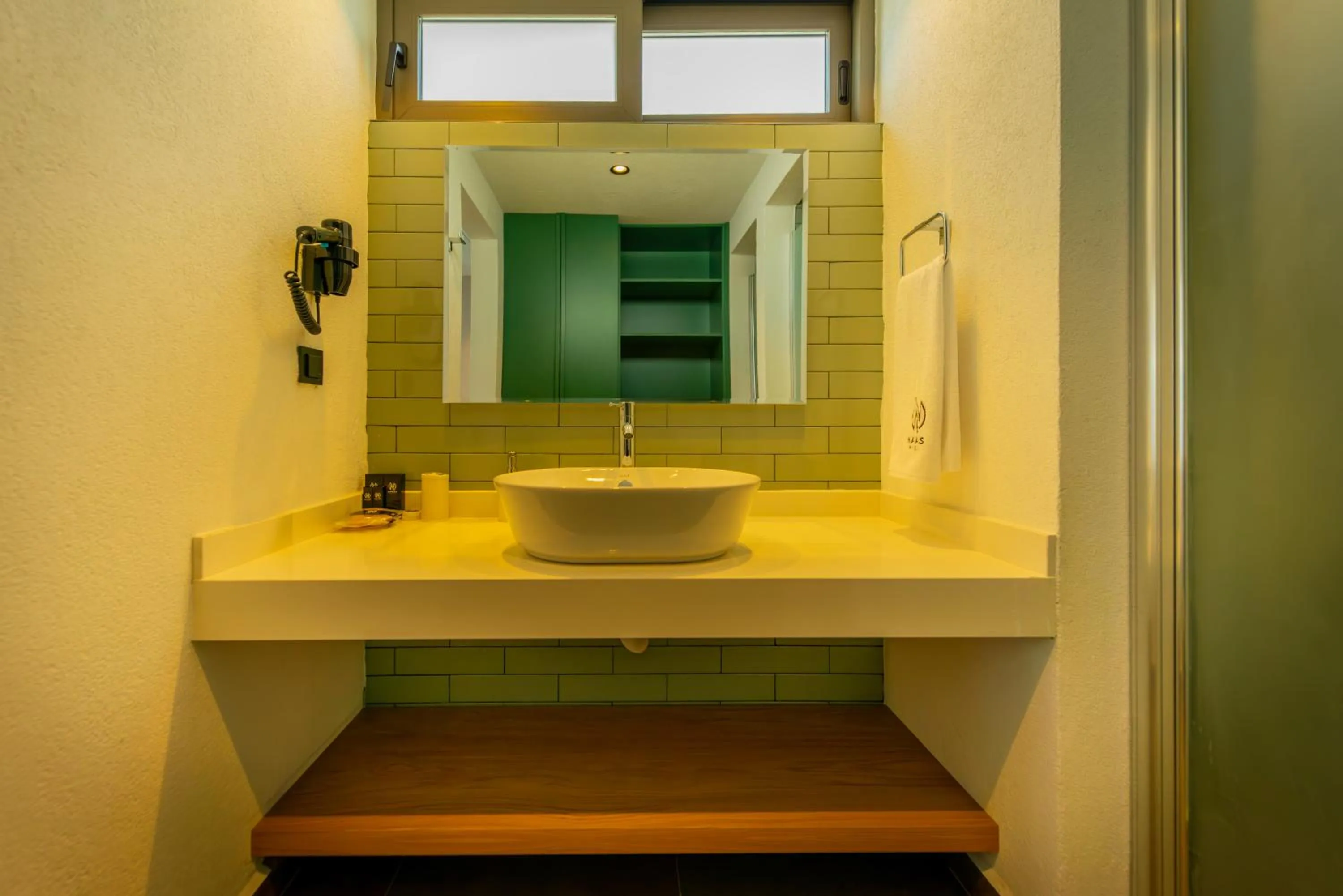 Bathroom in Nakas Hotel