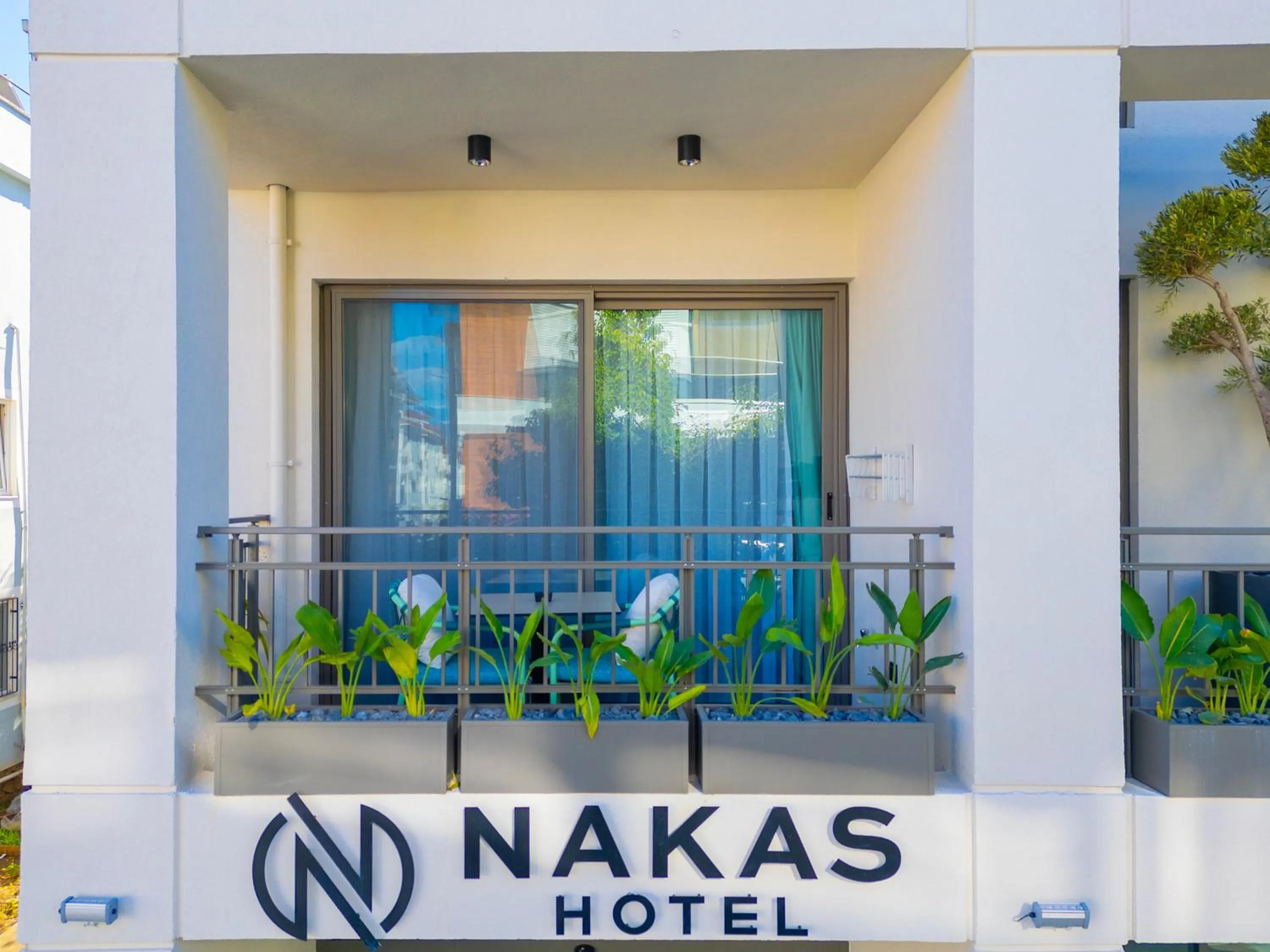 Day in Nakas Hotel