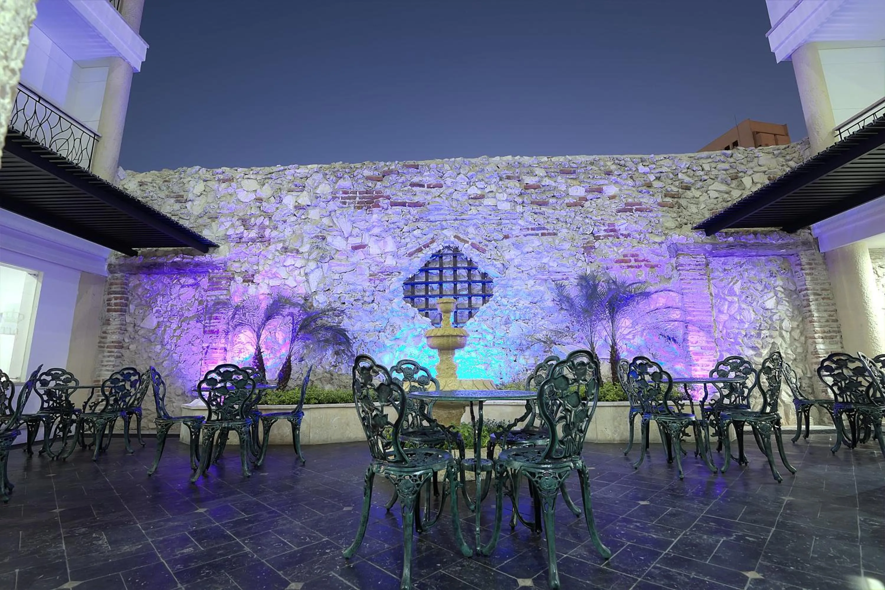 Dining area in Hotel Boutique La Artilleria