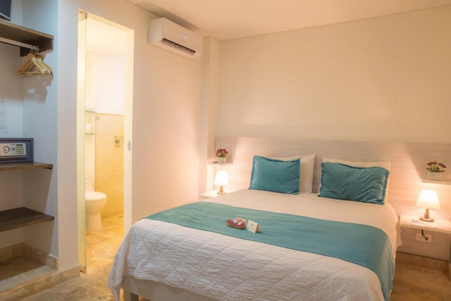 Photo of the whole room, Bed in Hotel Boutique La Artilleria