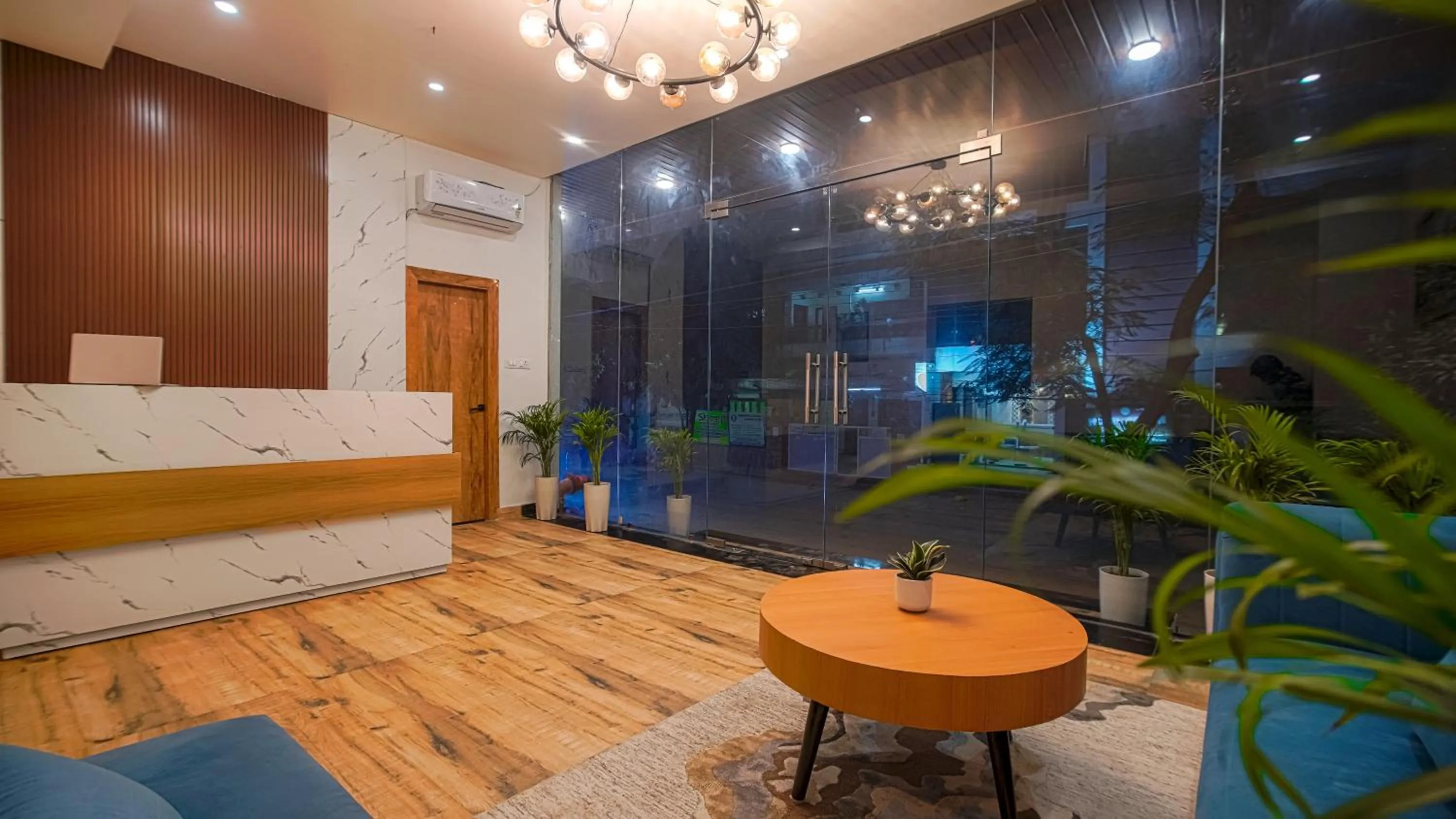 Facade/entrance in Perfectstayz Premium Varanasi