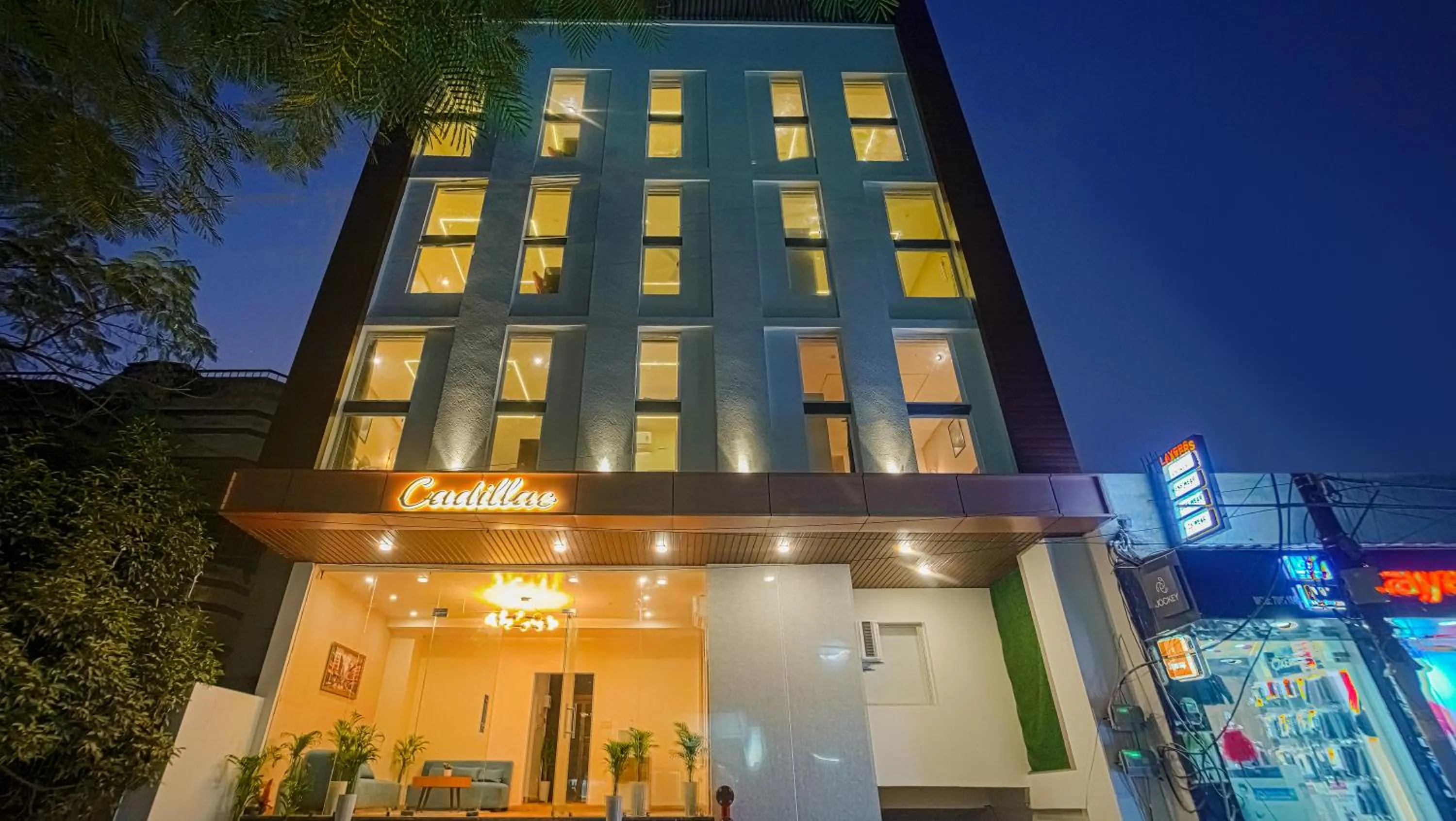 Facade/entrance in Perfectstayz Premium Varanasi